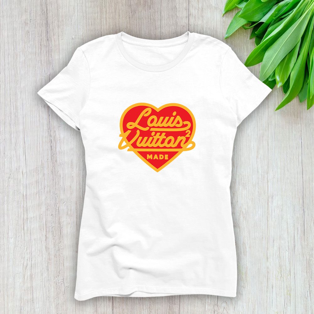 Louis Vuitton Nigo Intarsia Jacquard Heart Crewneck Lady T-Shirt Luxury Tee For Women LDS1668