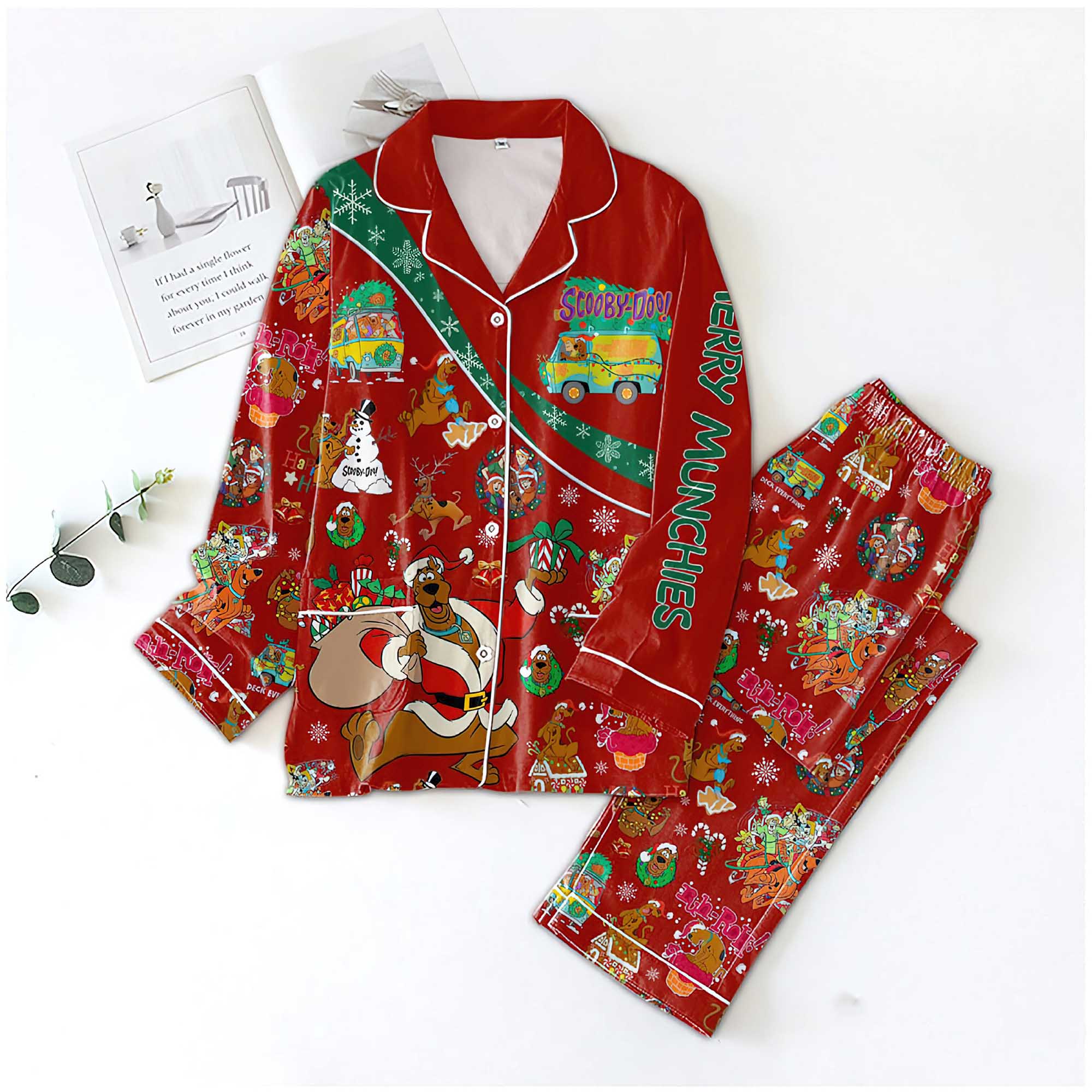 Merry Munchies Scooby Doo Pyjama Pajama Set Nva
