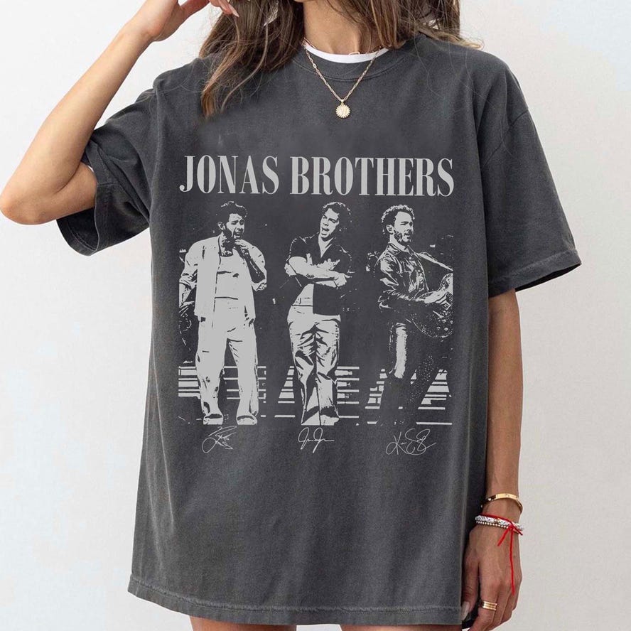 20Th Anniversary Of Jonas T-Shirt, Living The Dream Tour 2025 Shirt