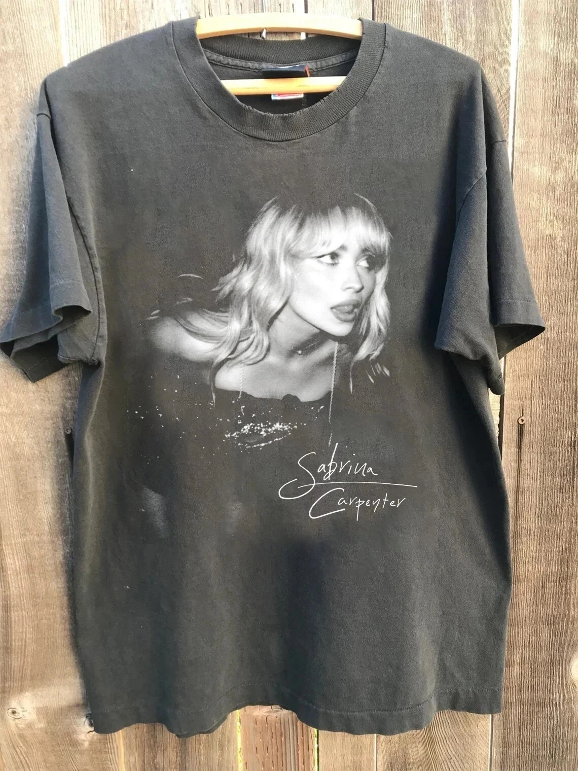 Retro 90S Sabrina Carpenter T-Shirt, Retro Bootleg Rap Shirt Shirt Black