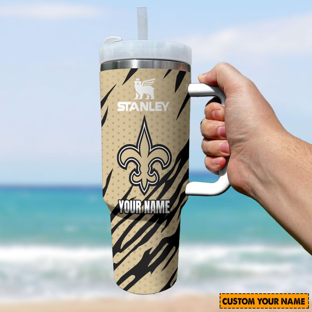 New Orleans Saints Nfl Custom Stanley Quencher 40Oz Stainless Steel Tumbler With Handle - Image 3