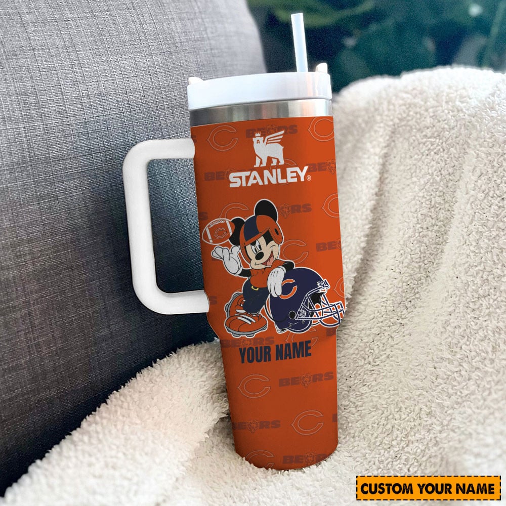 Chicago Bears Nfl Mickey Mouse Custom Stanley Quencher 40Oz Stainless Steel Tumbler With Handle - Image 3