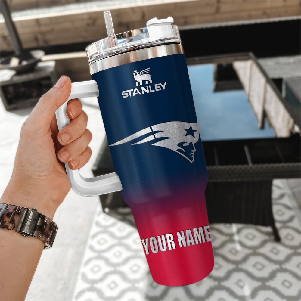 New England Patriots Nfl Custom Stanley Quencher 40Oz Stainless Steel Tumbler With Handle - Image 3