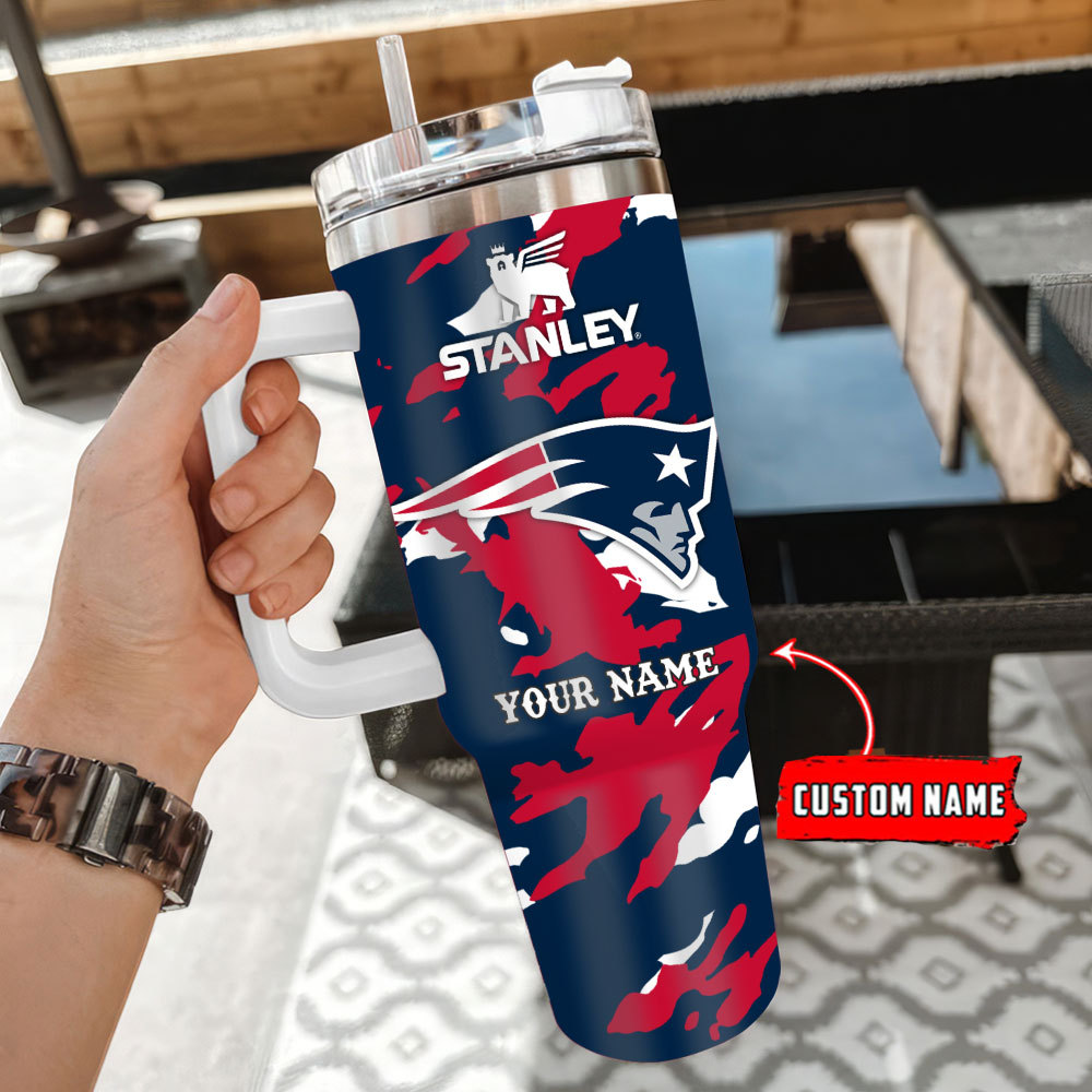 New England Patriots Nfl Custom Stanley Quencher 40Oz Stainless Steel Tumbler With Handle - Image 3