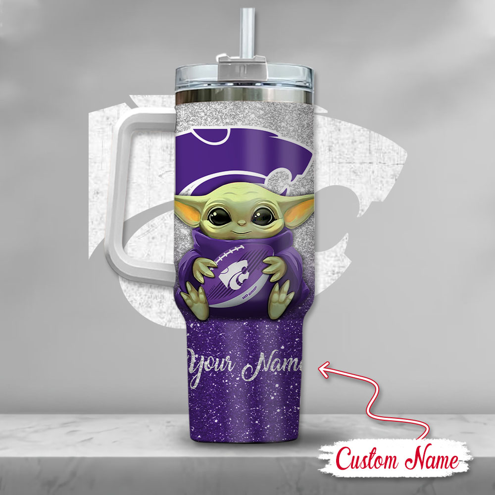 Ncaa Kansas State Wildcats Baby Yoda Custom Stanley Quencher 40Oz Stainless Steel Tumbler With Handle - Image 3