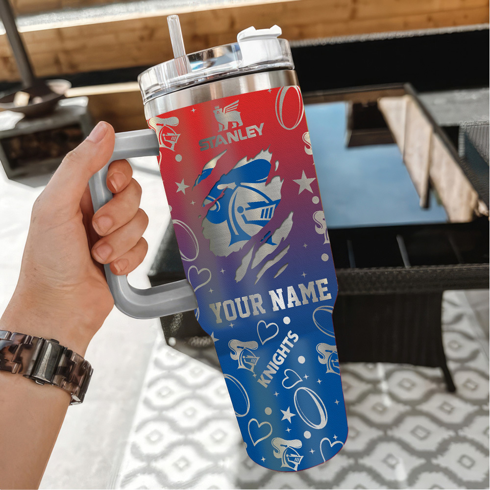Newcastle Knights Nrl Silver Logo Custom Stanley Quencher 40Oz Stainless Steel Tumbler With Handle - Image 3