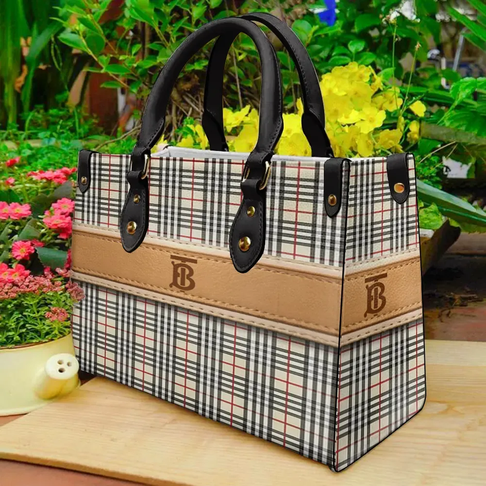 Burberry Leather Handbag Purse Luxury