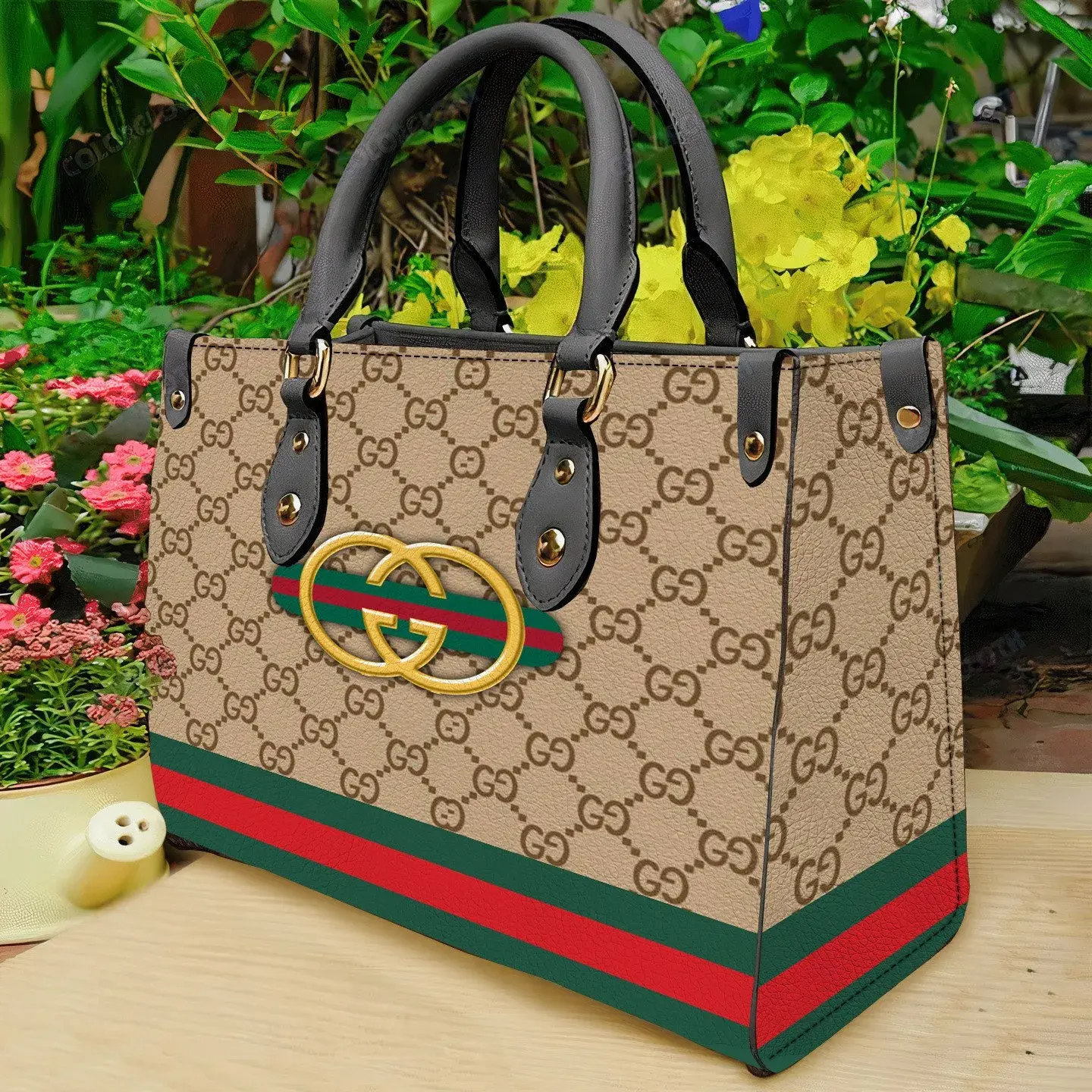 Gucci Luxury Brand Handbag For Women - Image 2