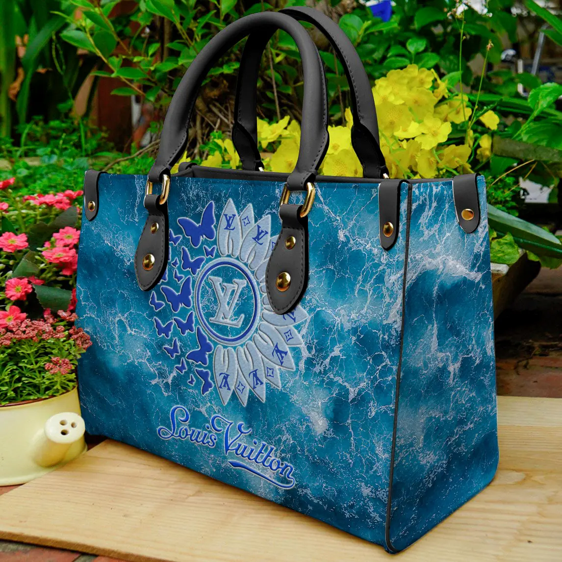 Louis Vuitton Luxury Brand Handbag For Women  - Image 2