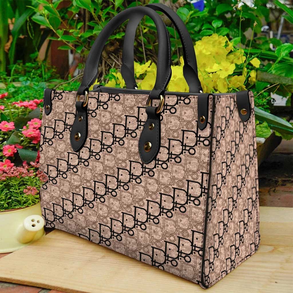 Dior Luxury Brand Handbag For Women  - Image 2