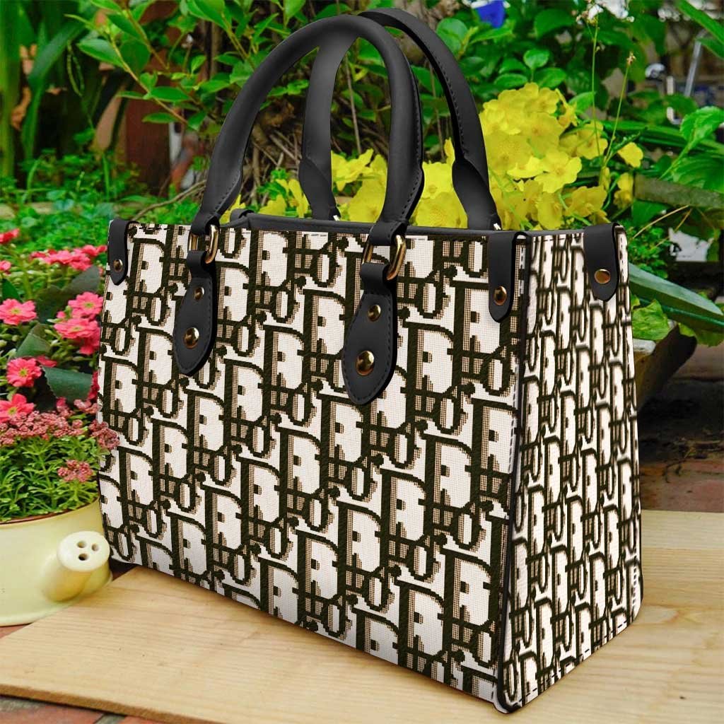 Dior Luxury Brand Handbag For Women  - Image 2