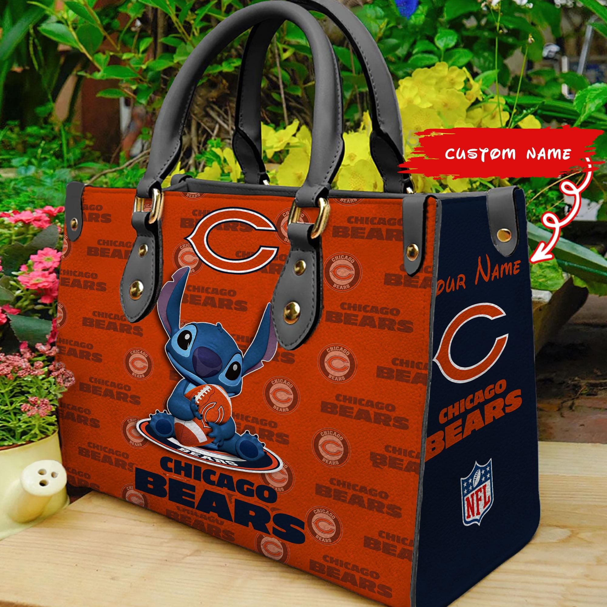 Chicago Bears Personalized Leather Hand Bag  - Image 2