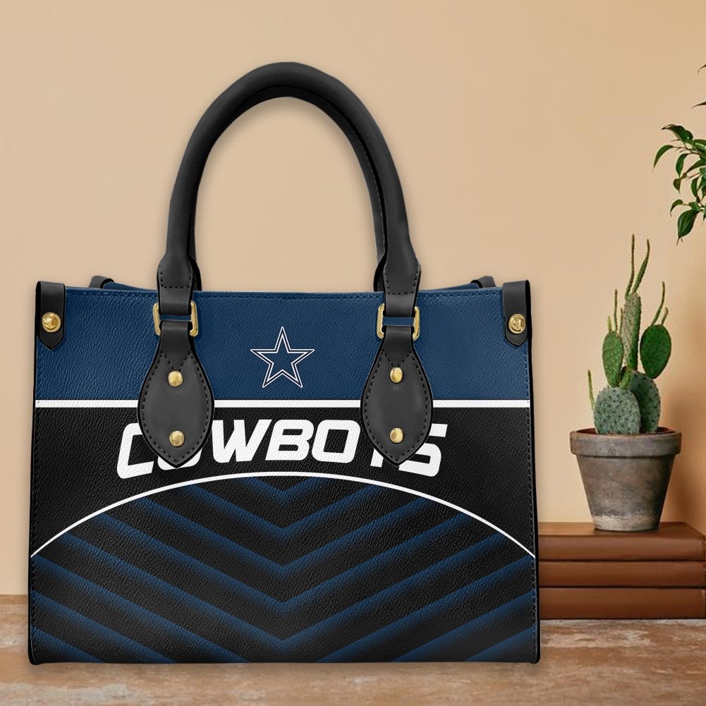 Dallas Cowboys Personalized Leather Hand Bag  - Image 2