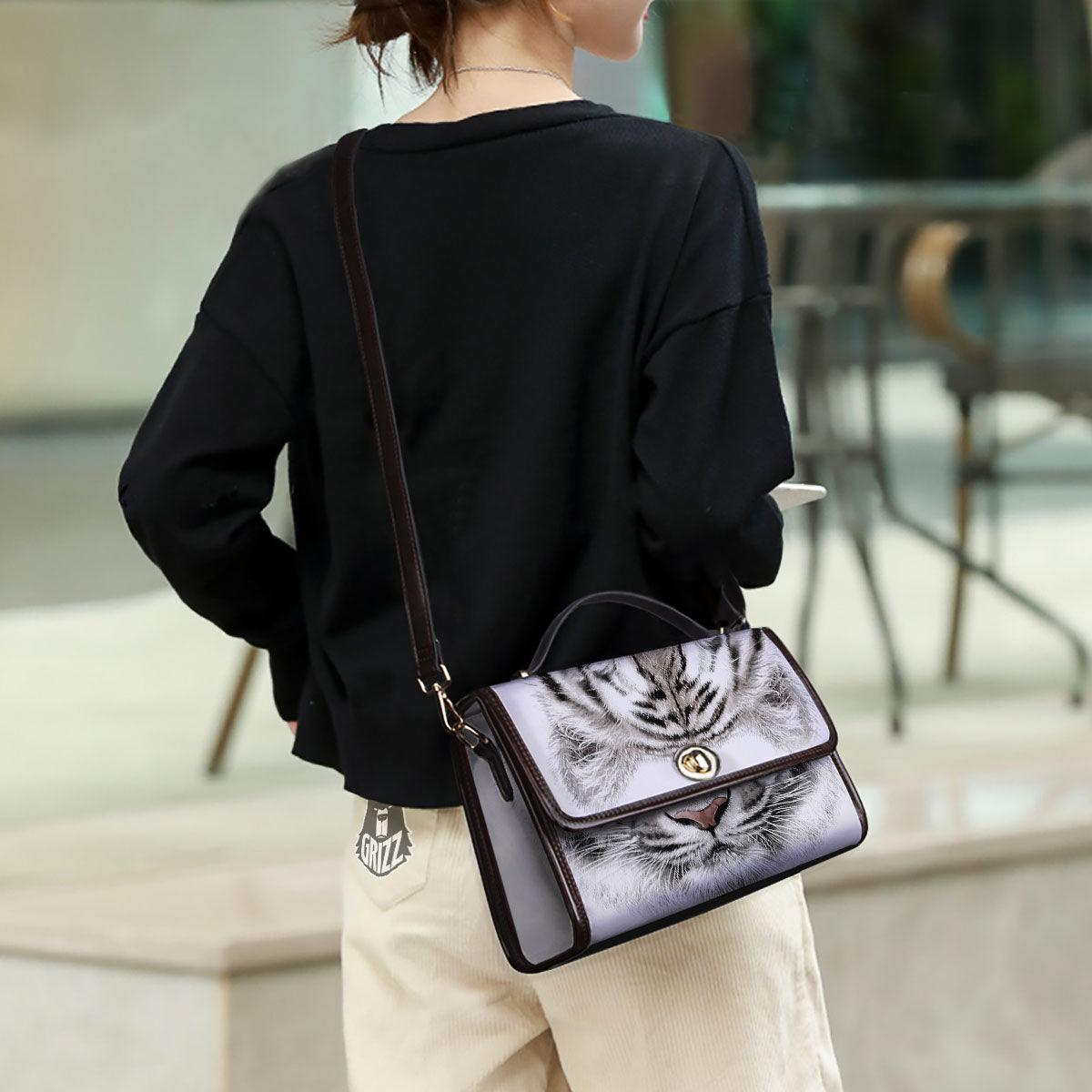 Portrait White Tiger Print Women's Satchel Bag - Image 3
