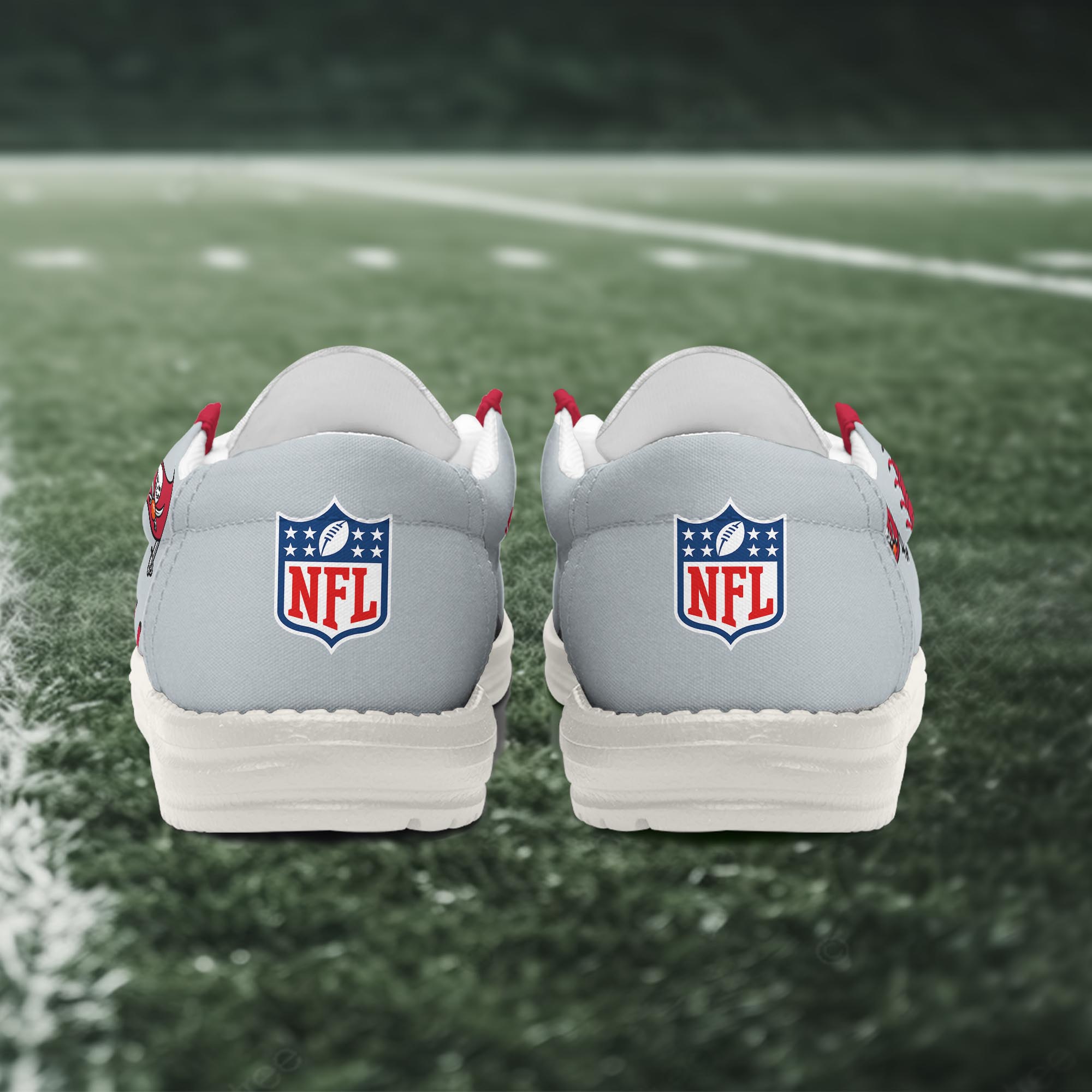 Tampa Bay Buccaneers Thickened Hey  Dude Shoes Printed For Men And Women - Image 4