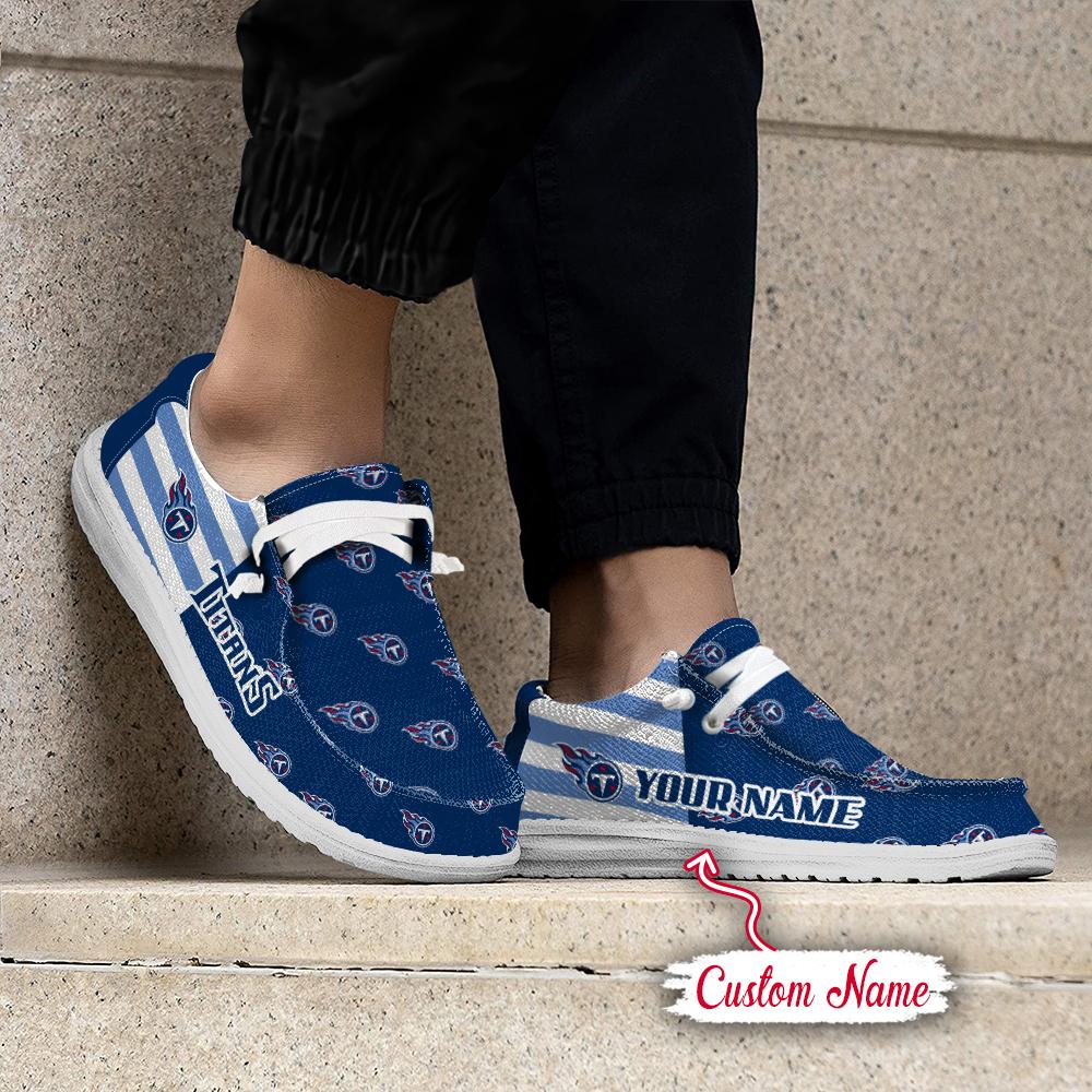 Tennessee Titans Logo Pattern Hey  Dude Shoes Printed For Men And Women - Image 2
