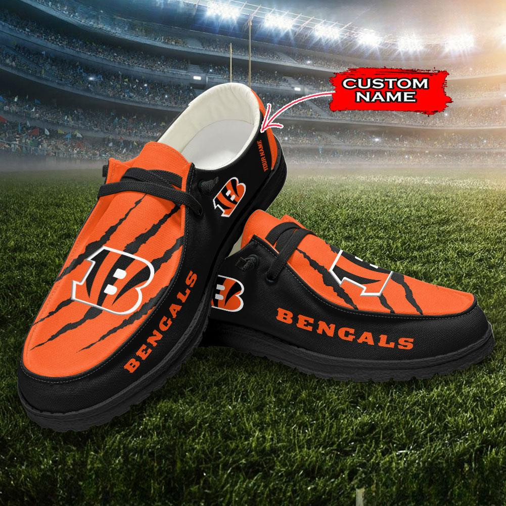 Cincinnati Bengals Scratch Hey Dude Shoes Printed For Men And Women Moccasin Slipper - Image 3