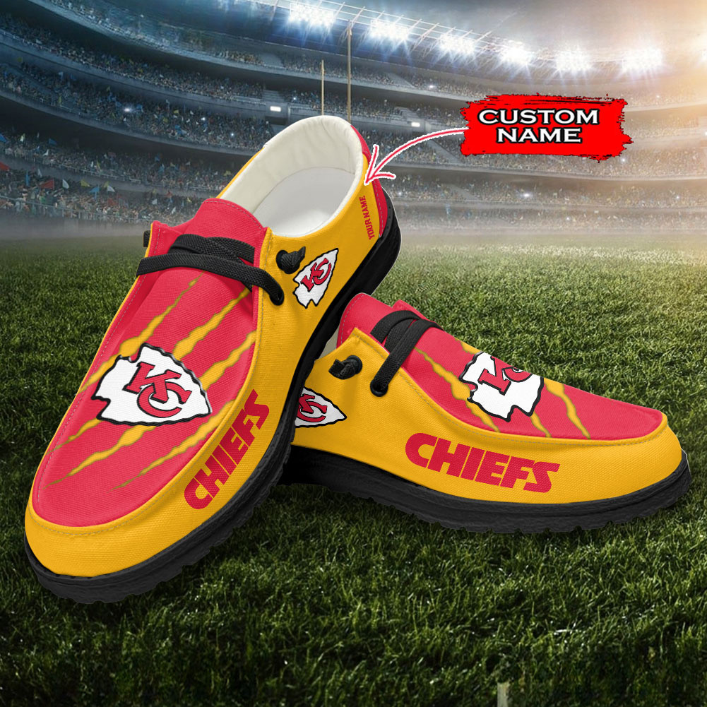 Kansas City Chiefs Scratch Hey  Dude Shoes Printed For Men And Women Moccasin Slipper - Image 3