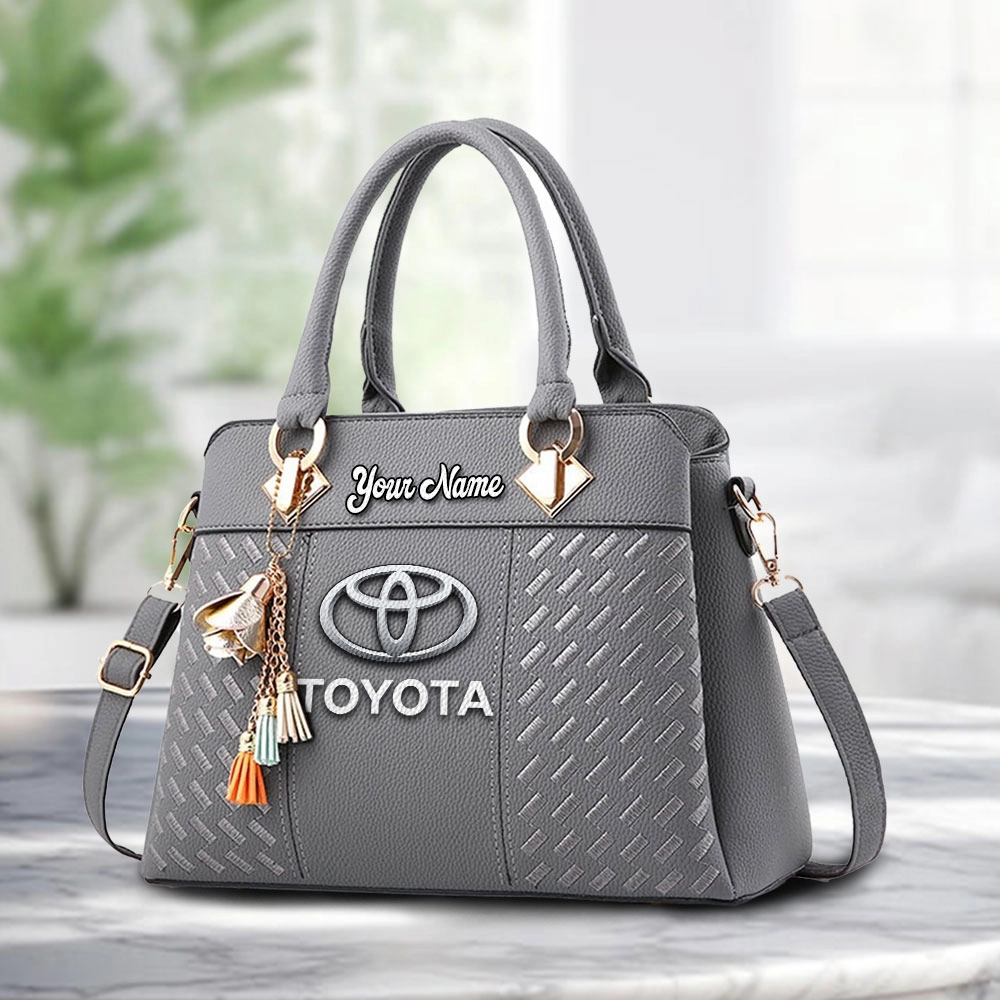 Toyota Motor Corporation Logo Personalized PU Leather Handbag Custom Name For Women - Image 3