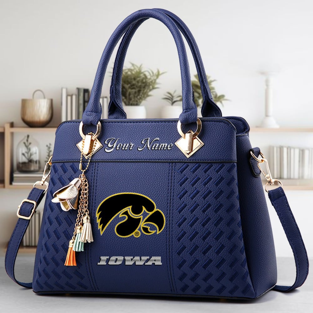 Iowa Hawkeyes Logo Crossbody Zip Hand Bag With Tassel Custom Name For Women - Image 3