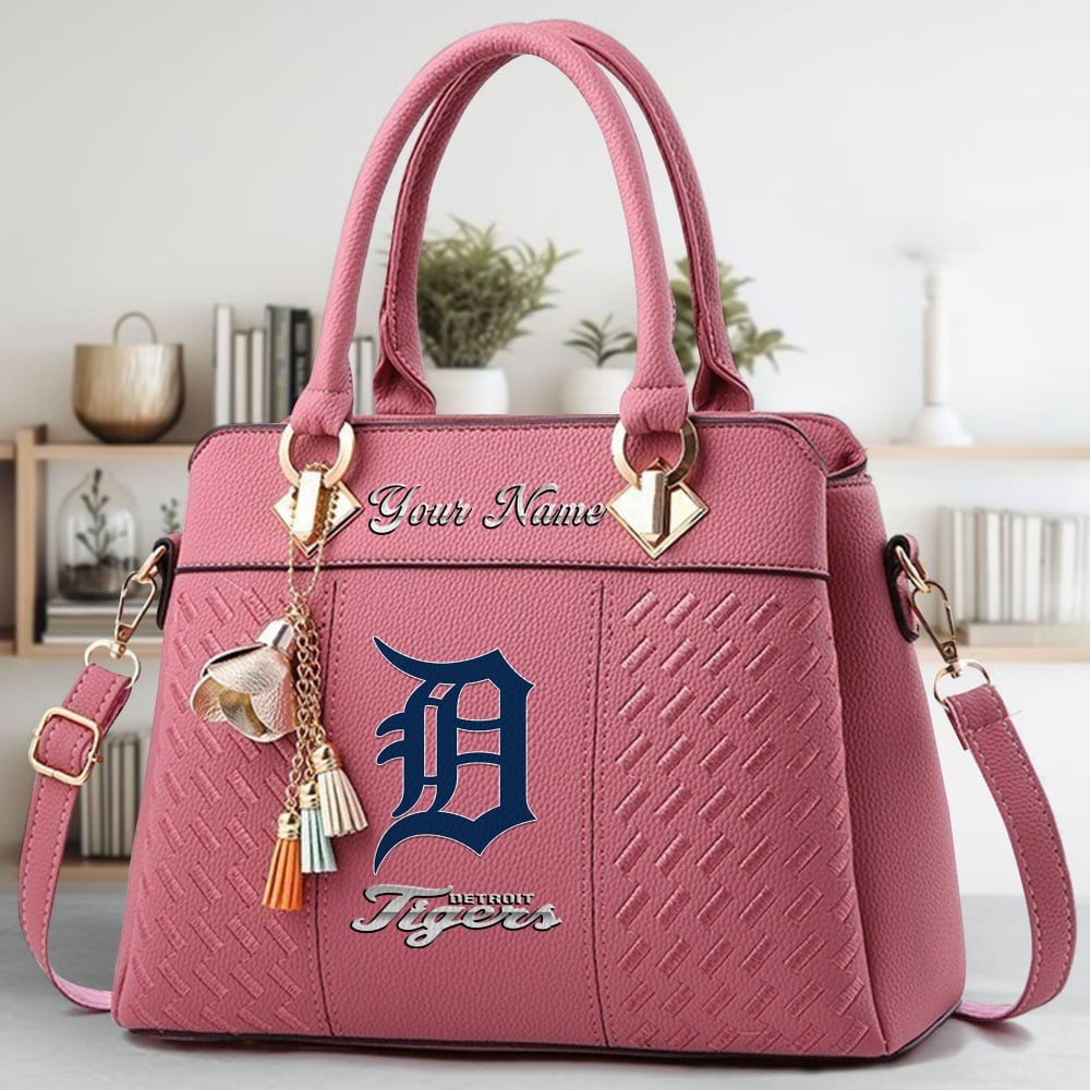 Detroit Tigers Logo Crossbody Zip Hand Bag With Tassel Custom Name For Women - Image 5