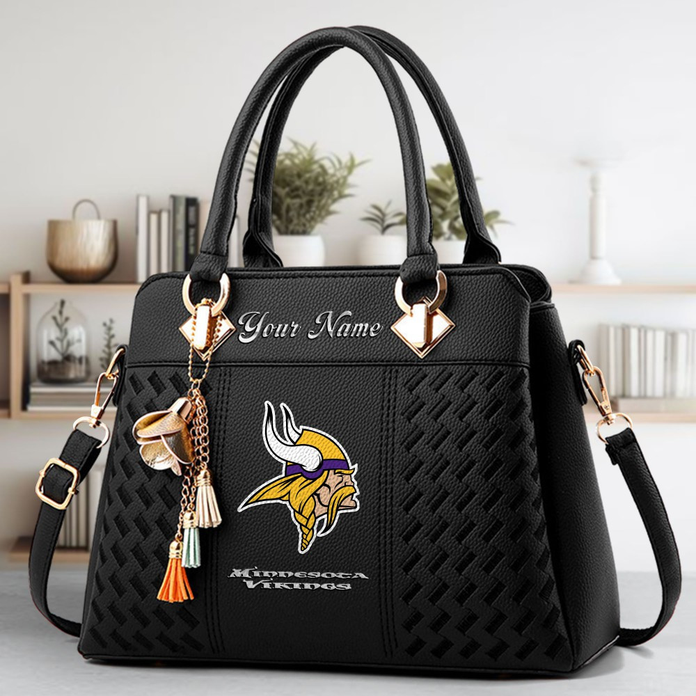 Minnesota Vikings Logo Crossbody Zip Hand Bag With Tassel Custom Name For Women - Image 2