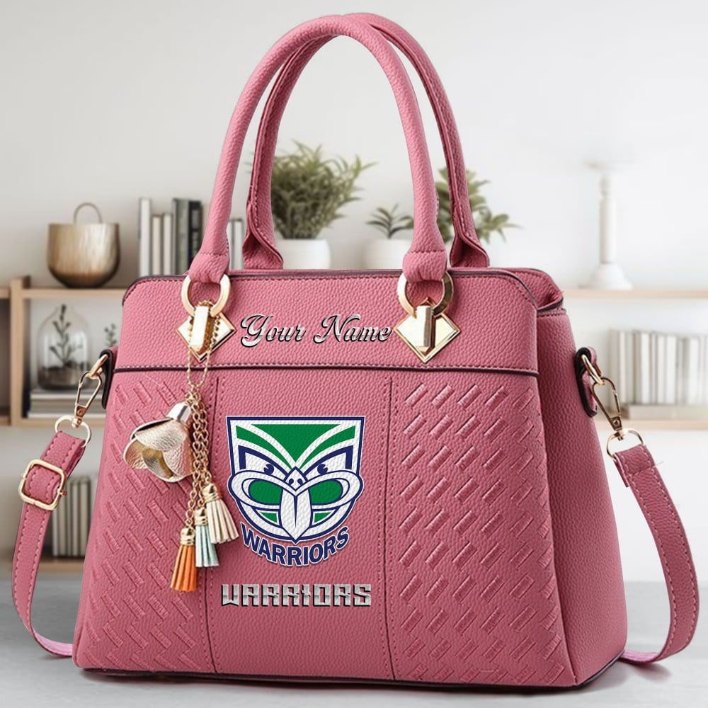 New Zealand Warriors Logo Crossbody Zip Hand Bag With Tassel Custom Name For Women - Image 5
