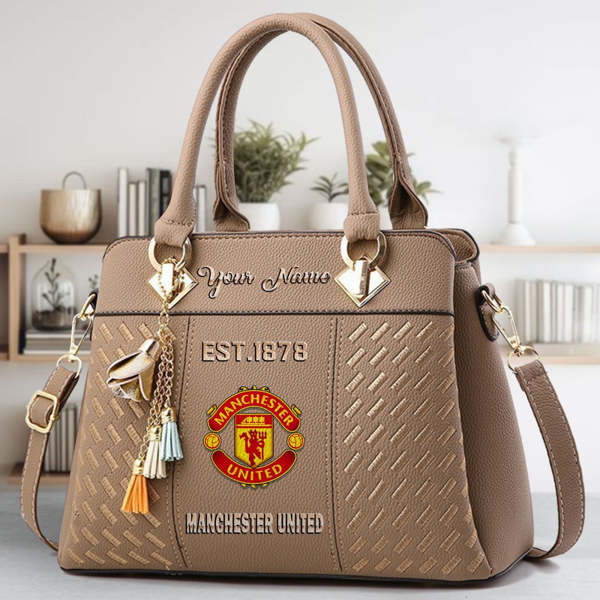 Manchester United Crossbody Zip Handbag With Tassel Custom Name For Women - Image 4