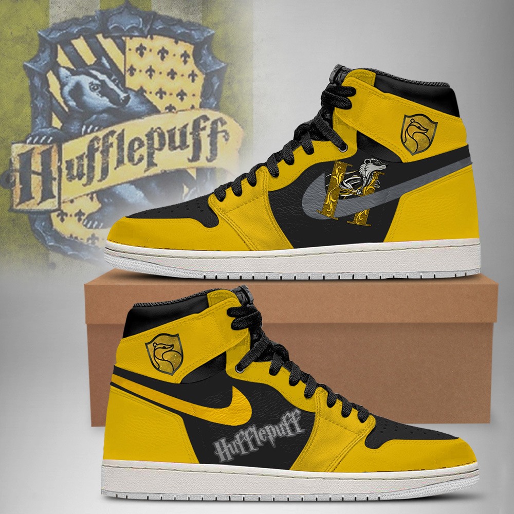 Harry Potter x Hufflepuff High-Top Sneakers Retro Streetwear Vibe Shoes For Men And Women - Image 2