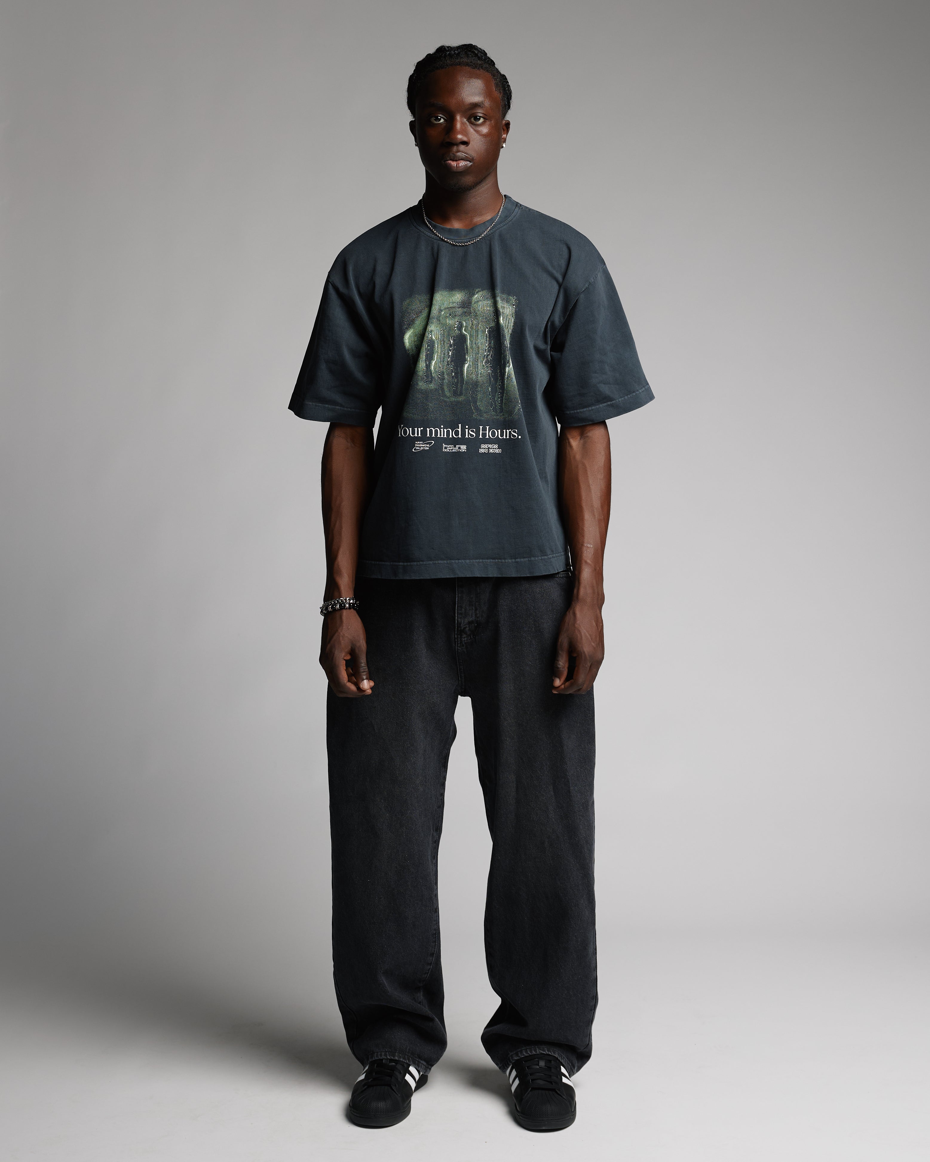 Mind is Hours T-Shirt - Vintage Black - Image 2