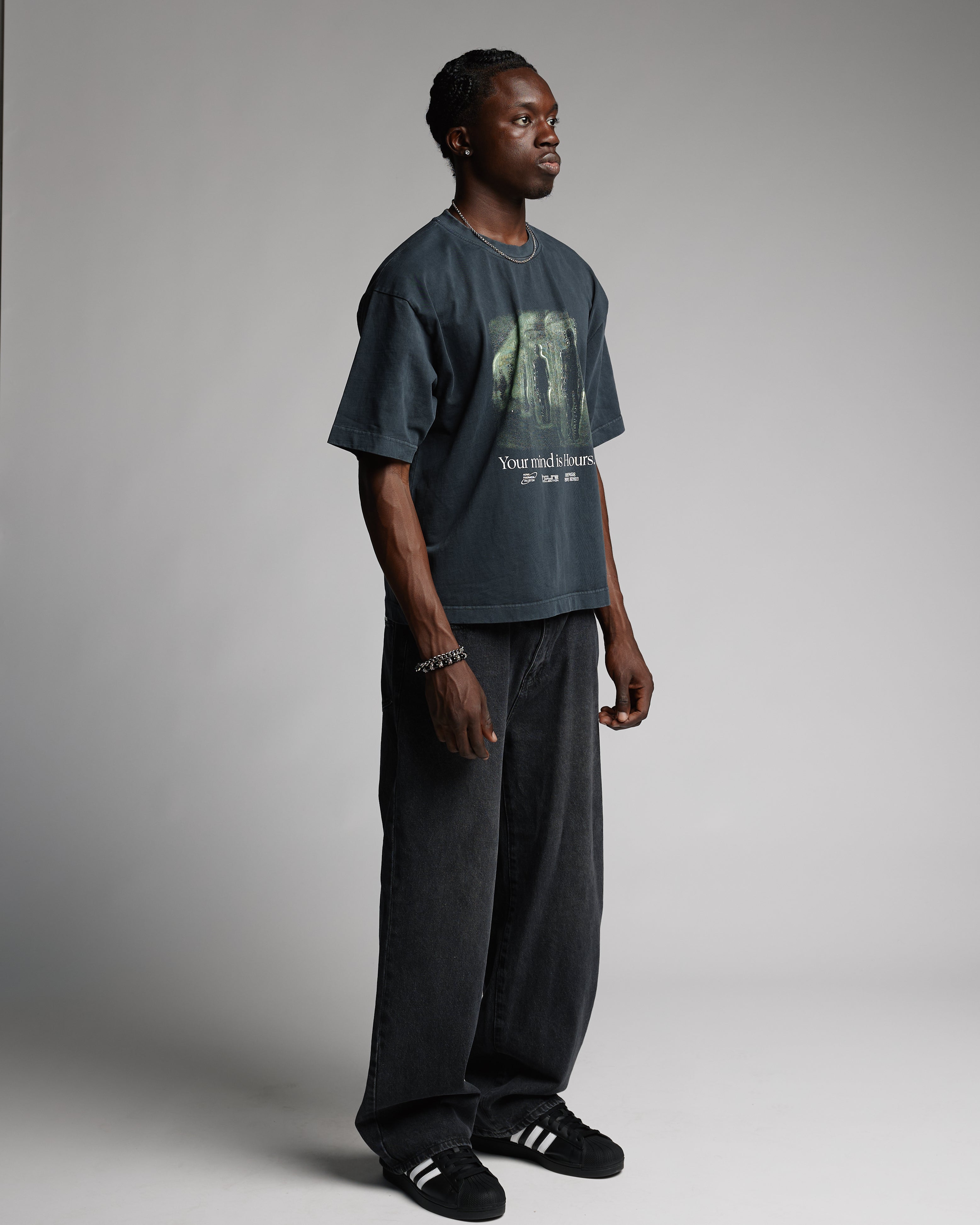 Mind is Hours T-Shirt - Vintage Black - Image 3