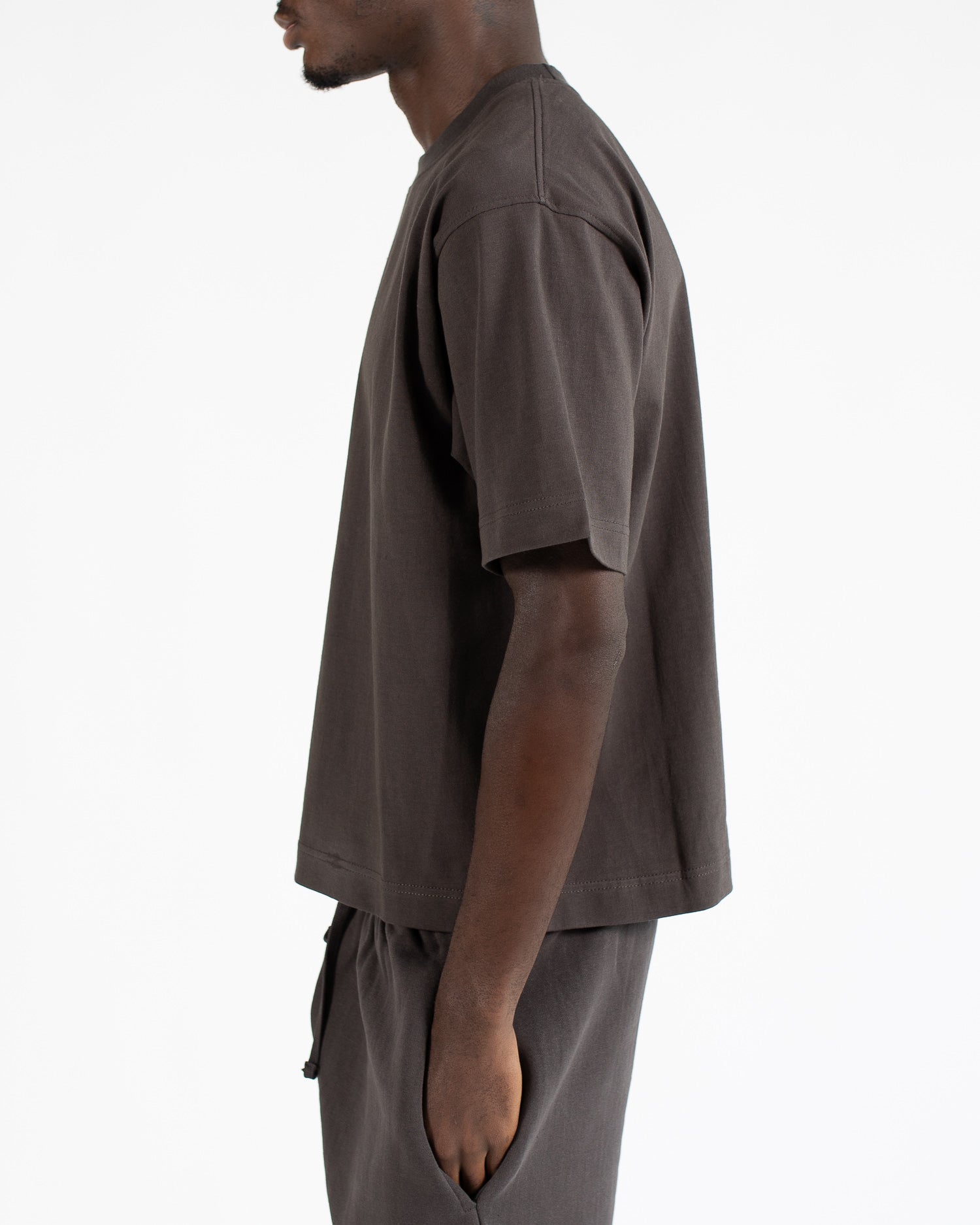 Cropped T-Shirt - Espresso - Image 4