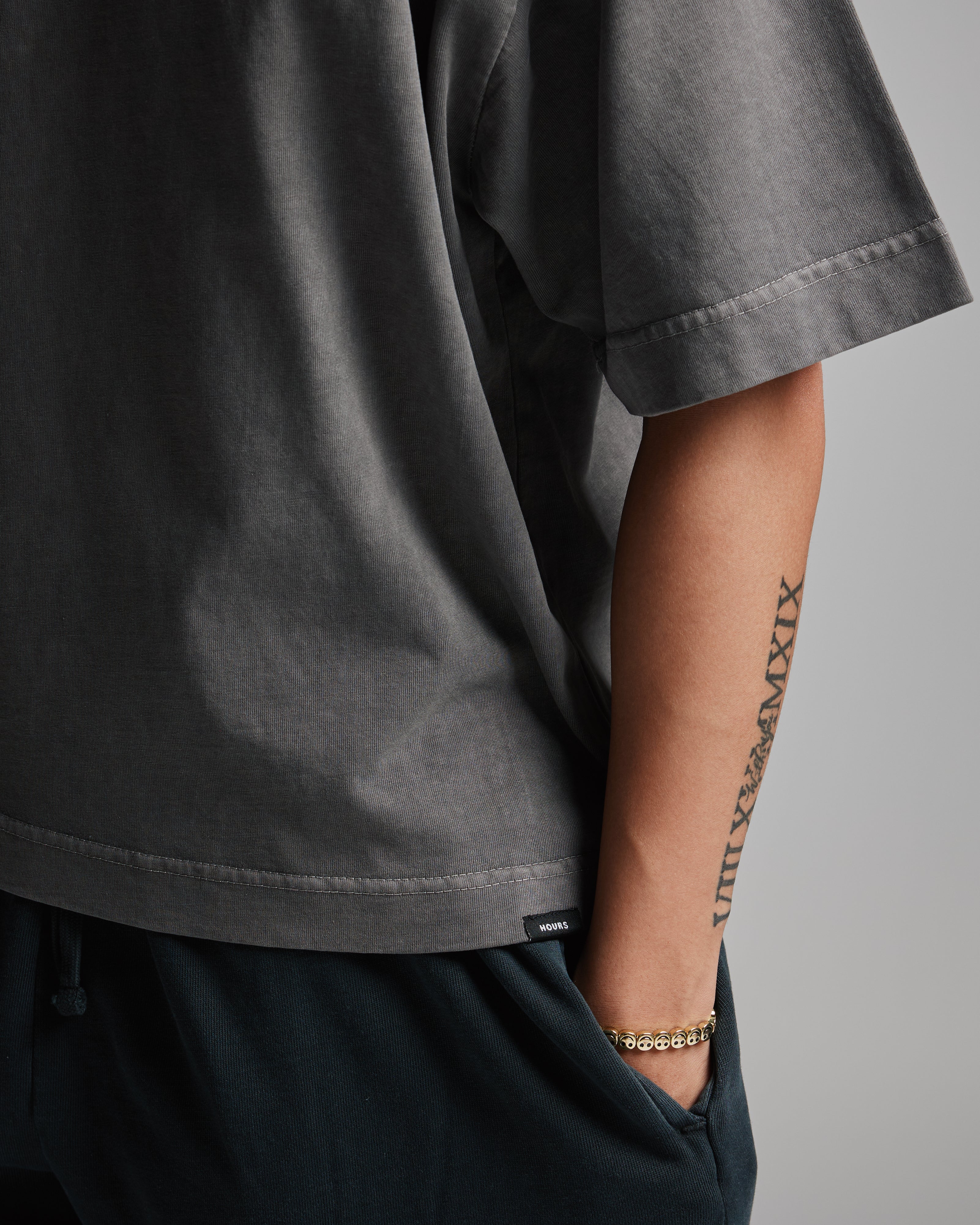 Cropped T-Shirt - Vintage Grey - Image 8