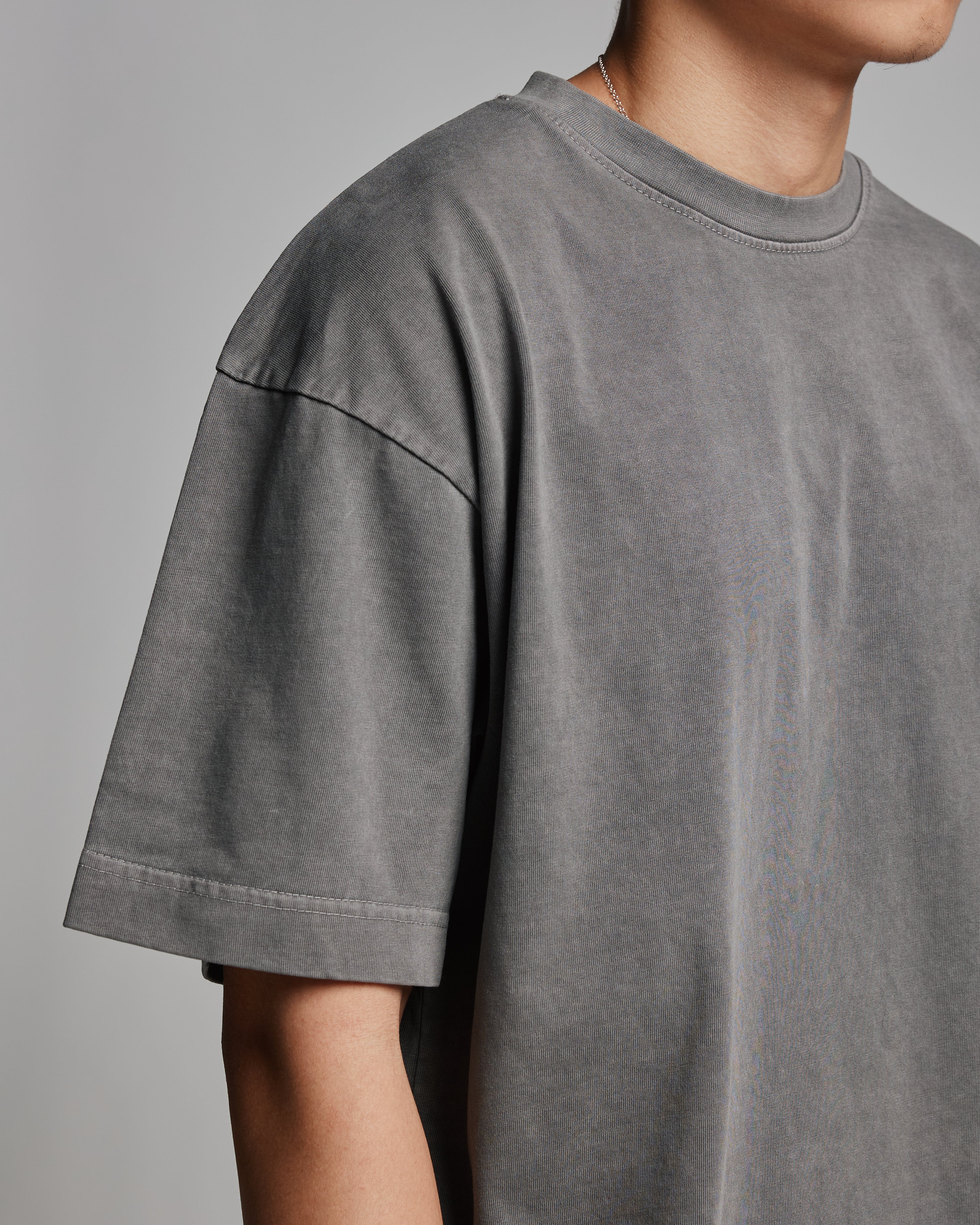 Cropped T-Shirt - Vintage Grey - Image 9