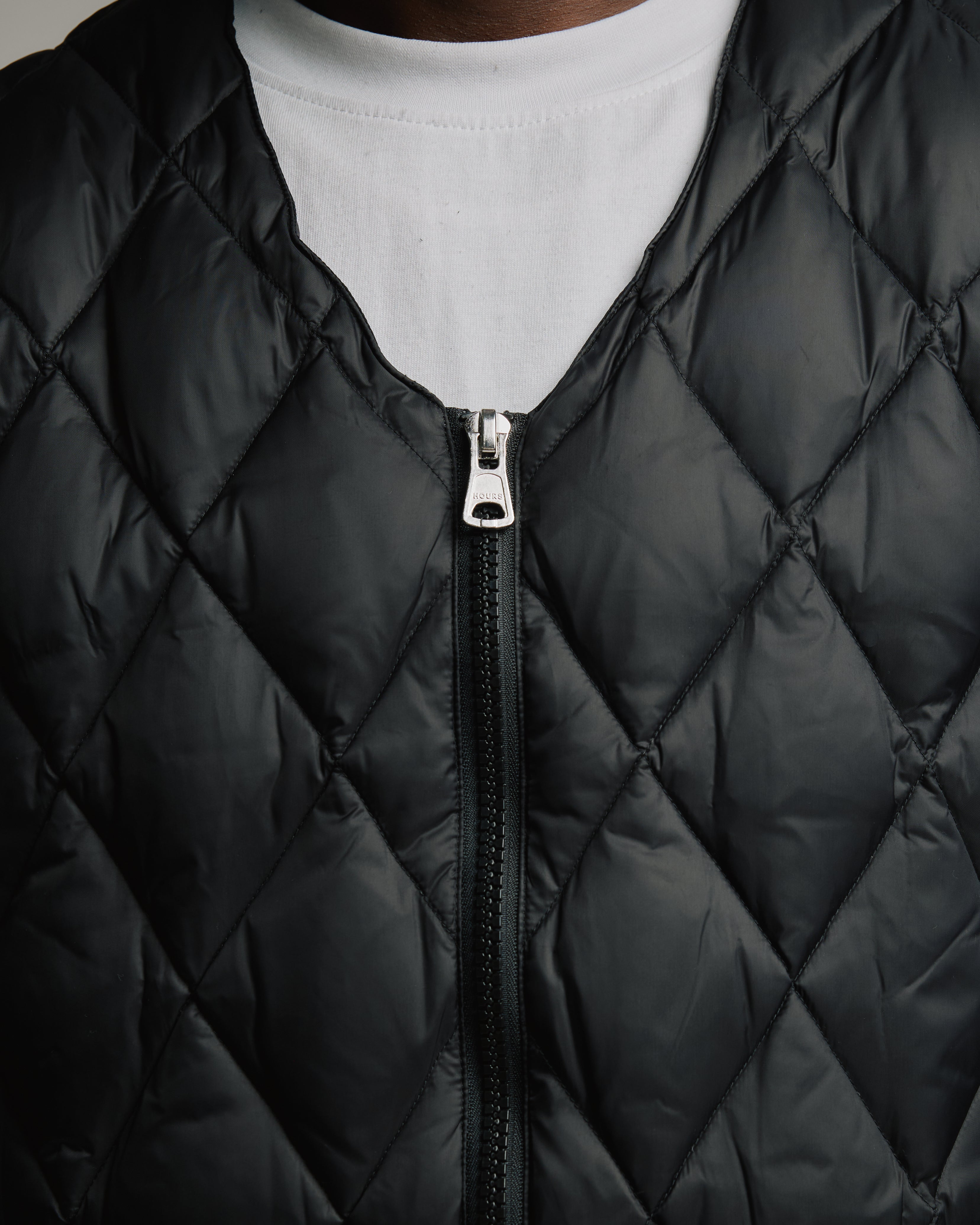 Quilted Puffer Vest - Black - Image 9
