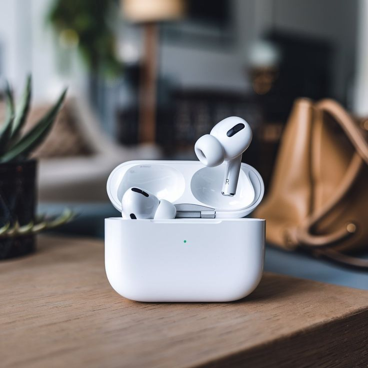 Noise-Masking Sleep Earbuds