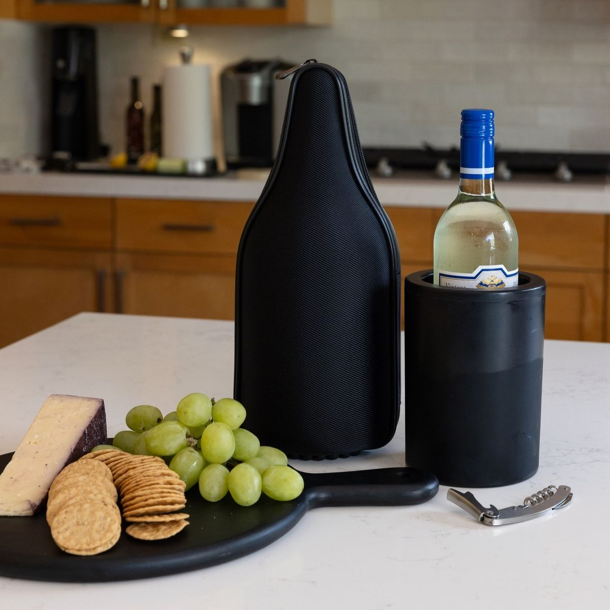 Vacuum-Insulated Wine Chiller
