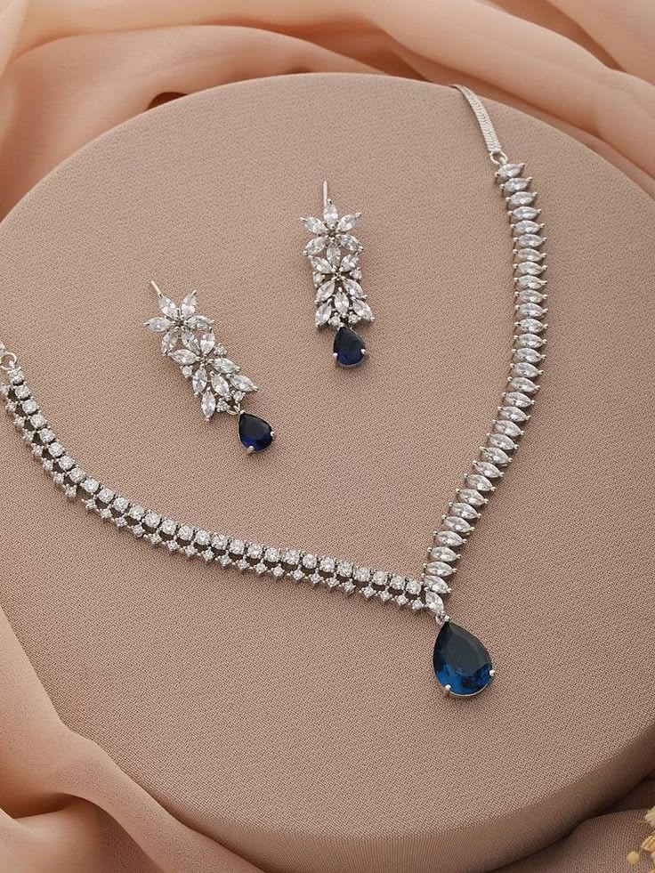 Sparkling Crystal Jewelry: The Perfect 15-Year Anniversary Gift for Her