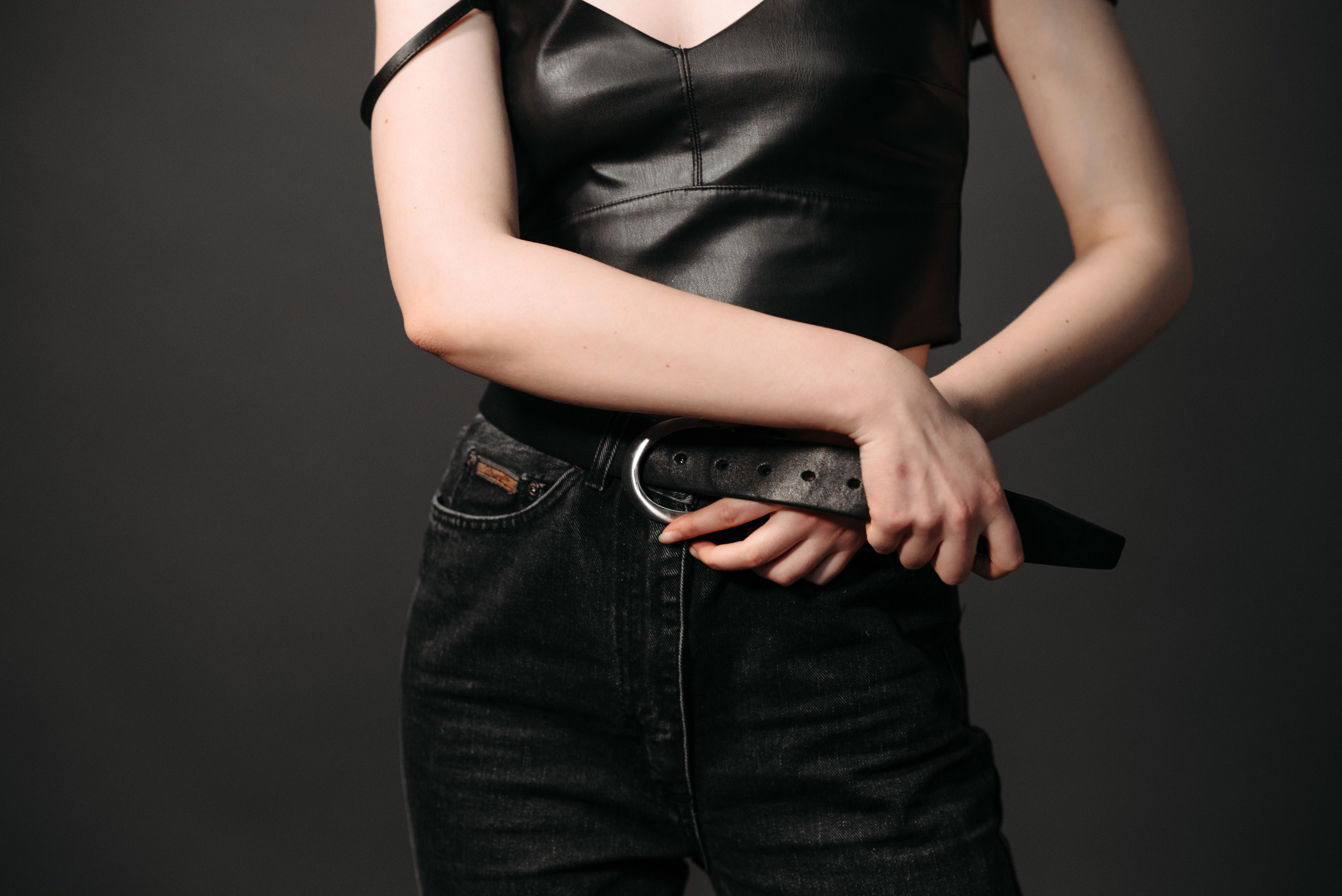 Women's leather belt