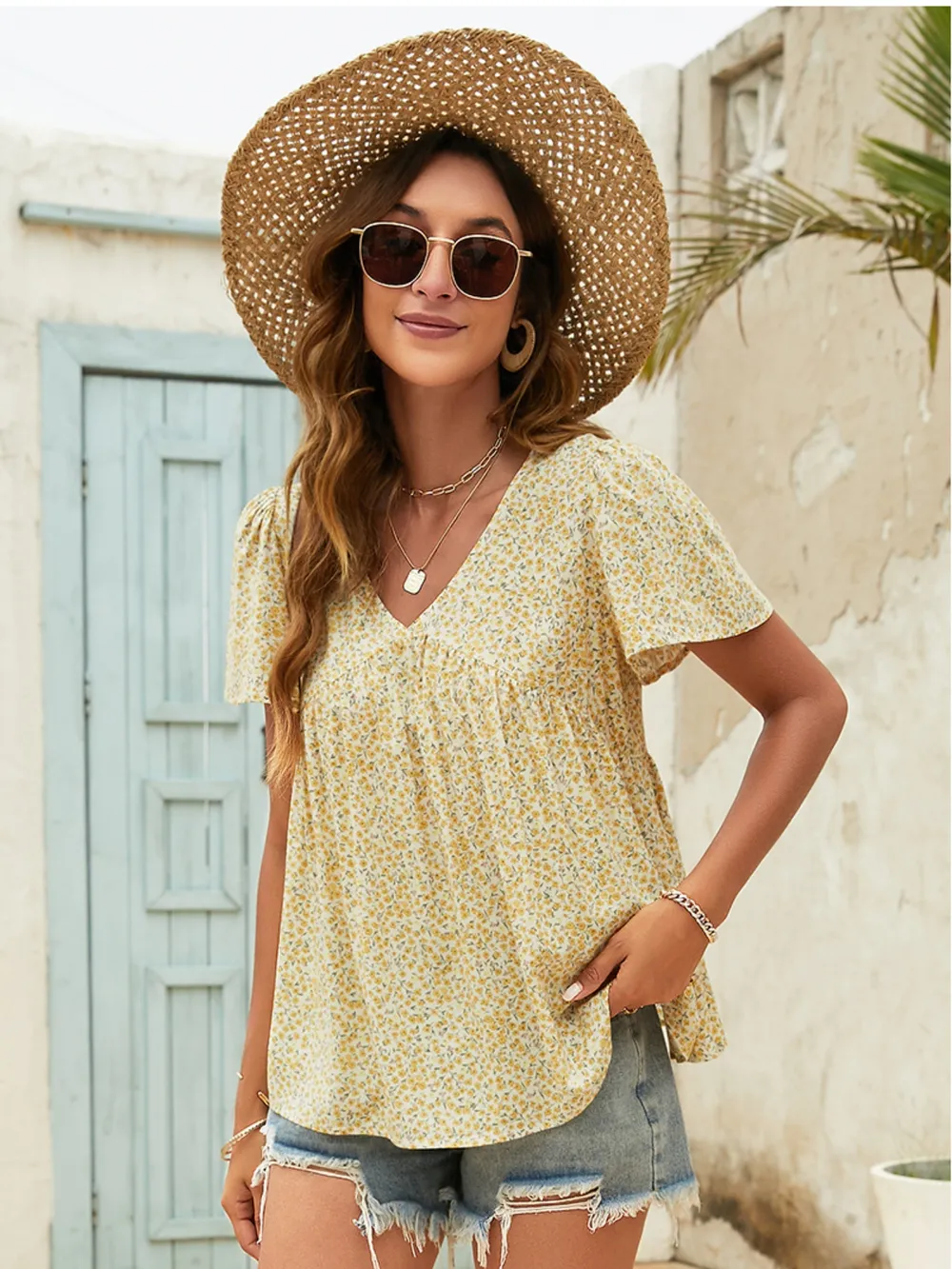 Floral Print V-neck Flutter Sleeve Babydoll Blouse