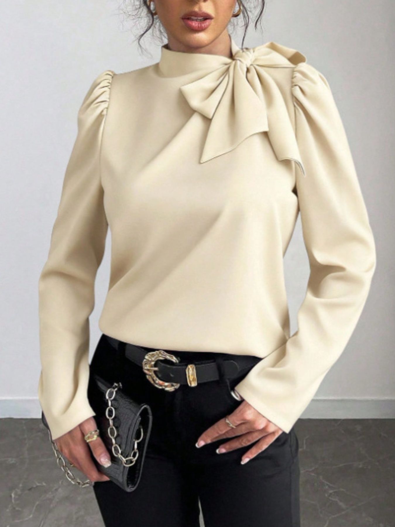 Bow-Tie Long Sleeve Blouse