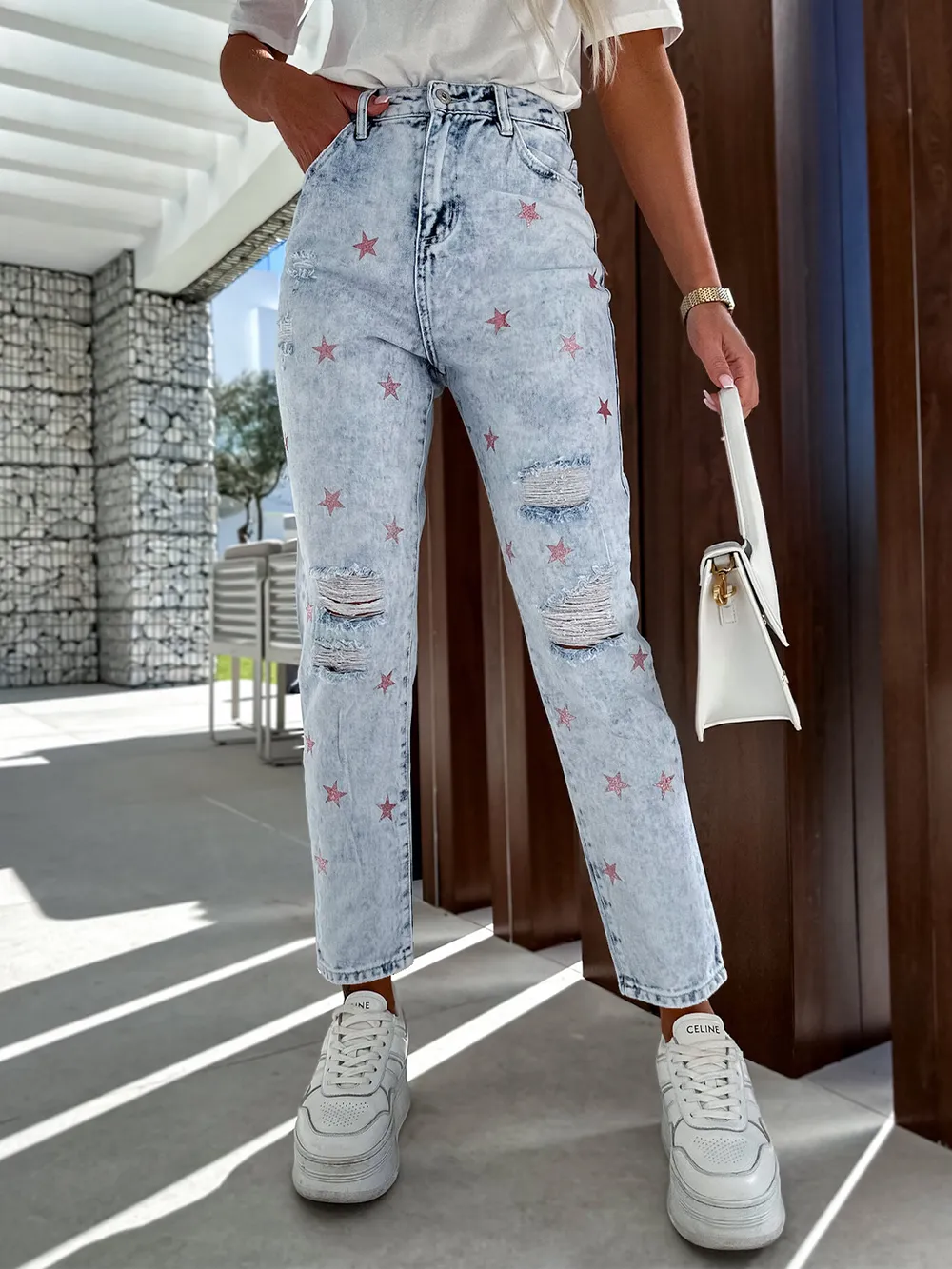 Distressed Star Straight Jeans With Pockets