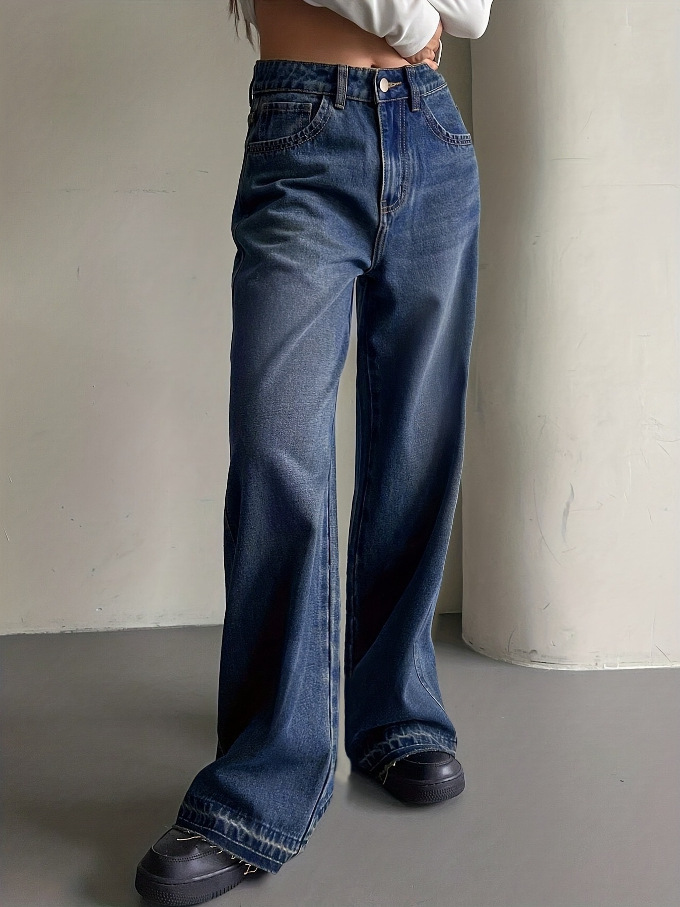 Wide Leg Vintage Wash Jeans