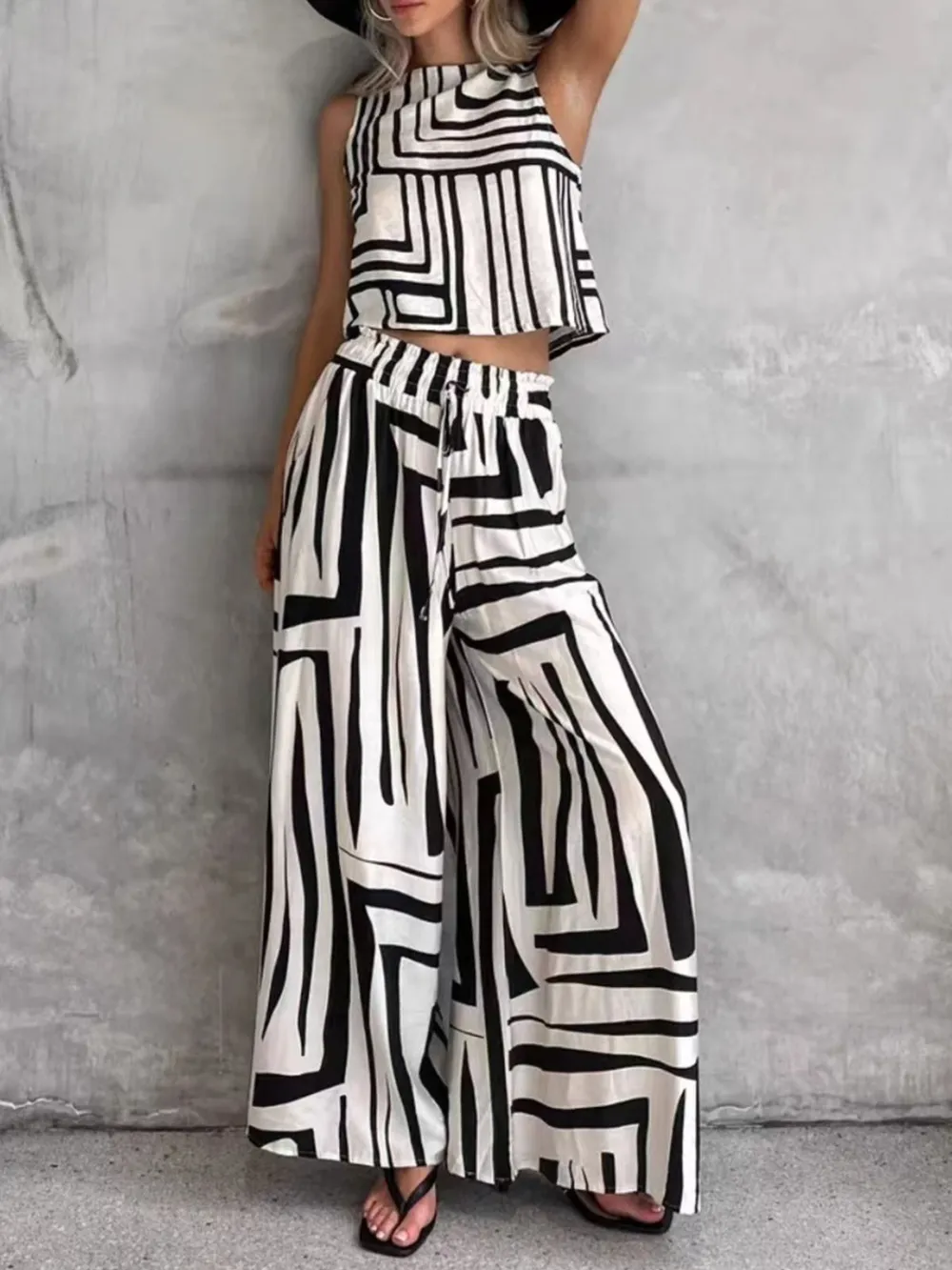 Geometric Print Sleeveless Top and Wide Leg Pants Set