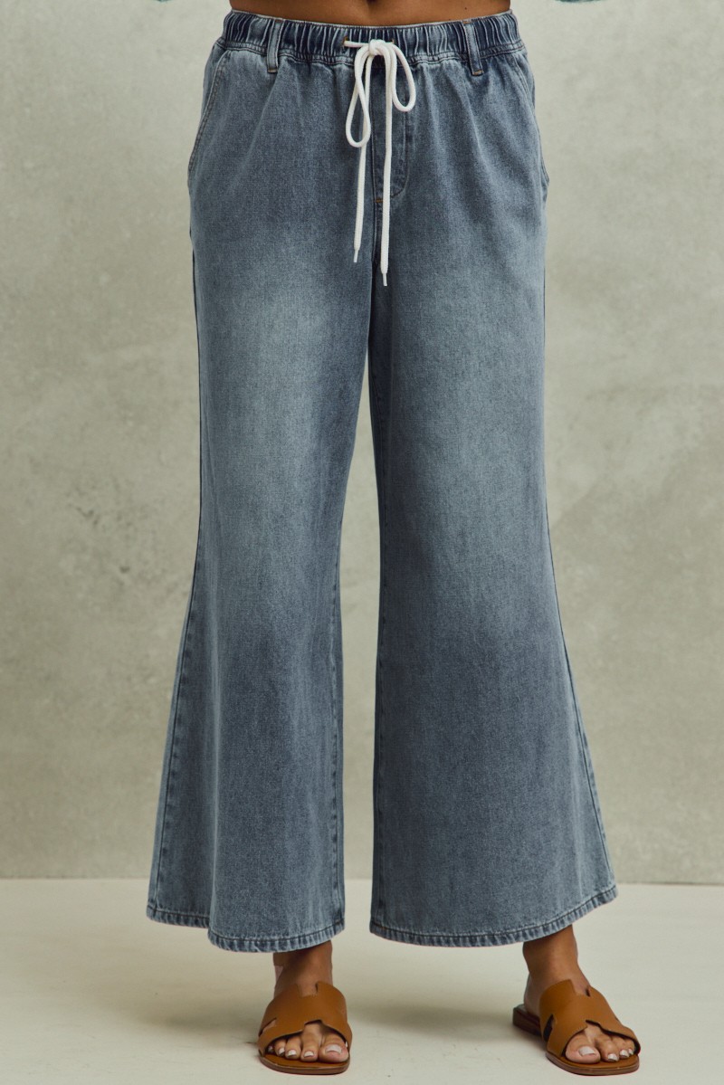 So Me Mid Rise Elastic Waist Flare Denim Jeans