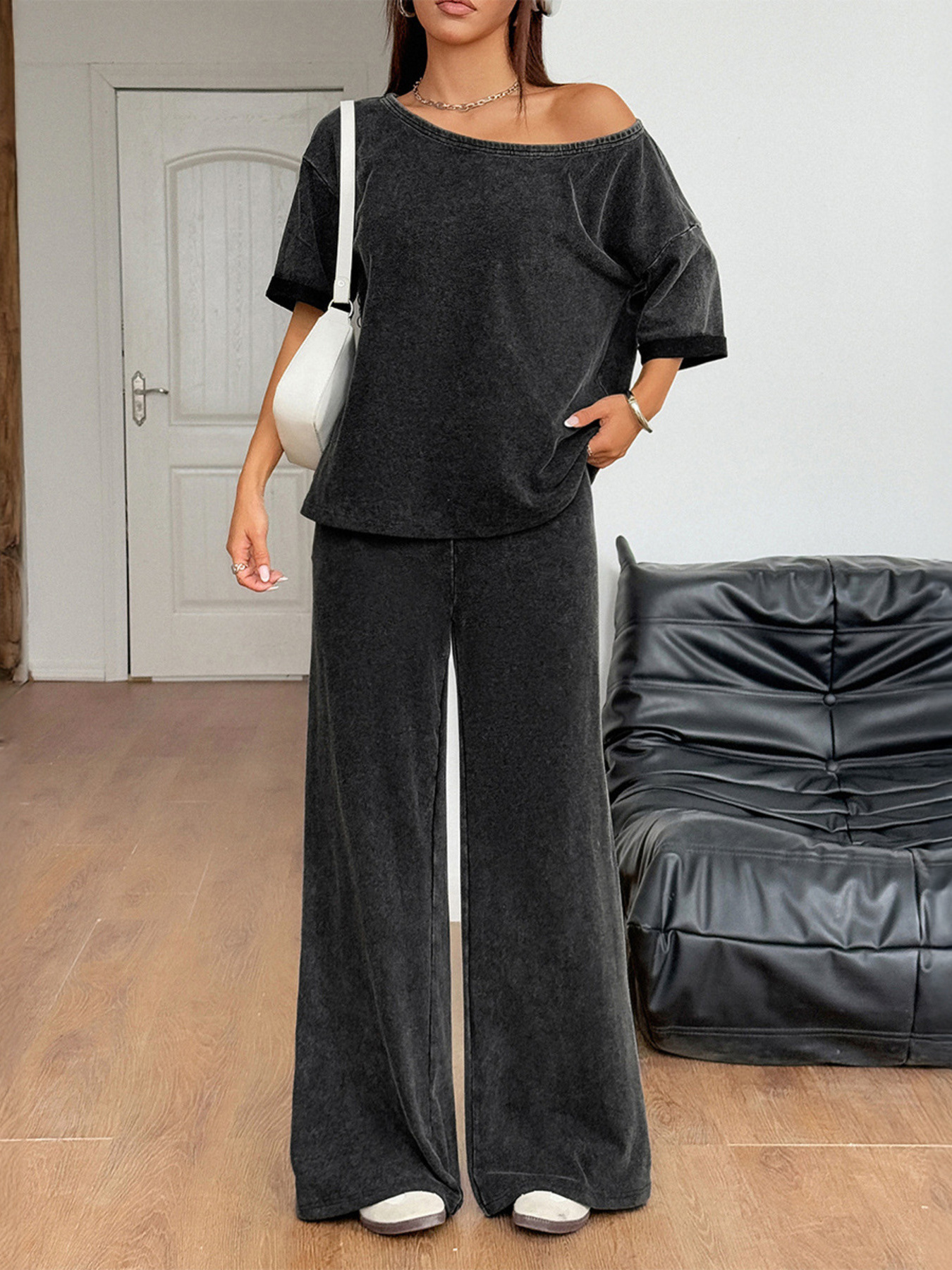 Washed Boat Neck T-Shirt And Pants Set