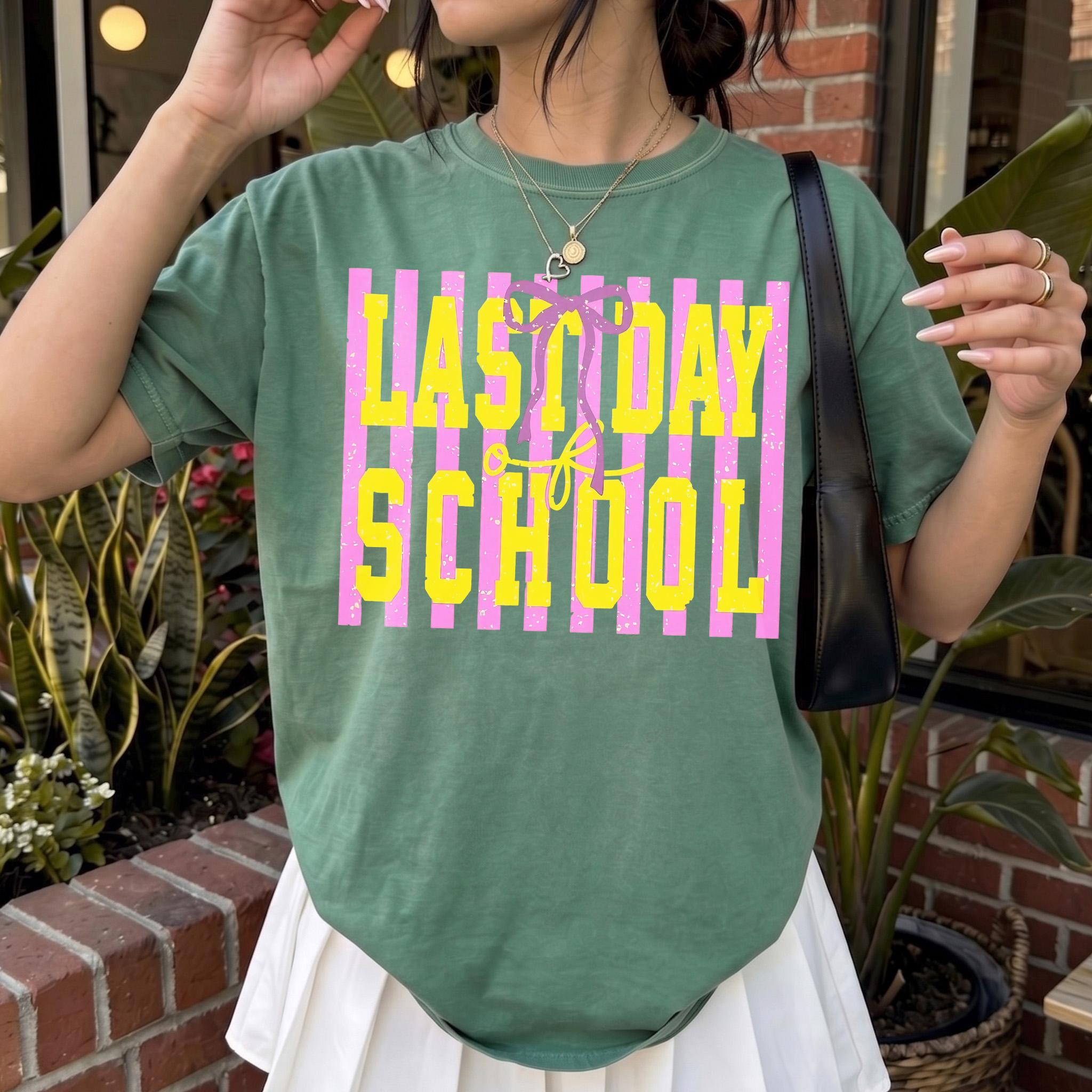 BojjiArtist Class Dismissed Last Day Of School T-Shirt – Retro Y2K Teacher Graphic Tee, Pink Bow & Stripes Coquette Aesthetic Top, Graduation Celebration School Spirit Apparel 3