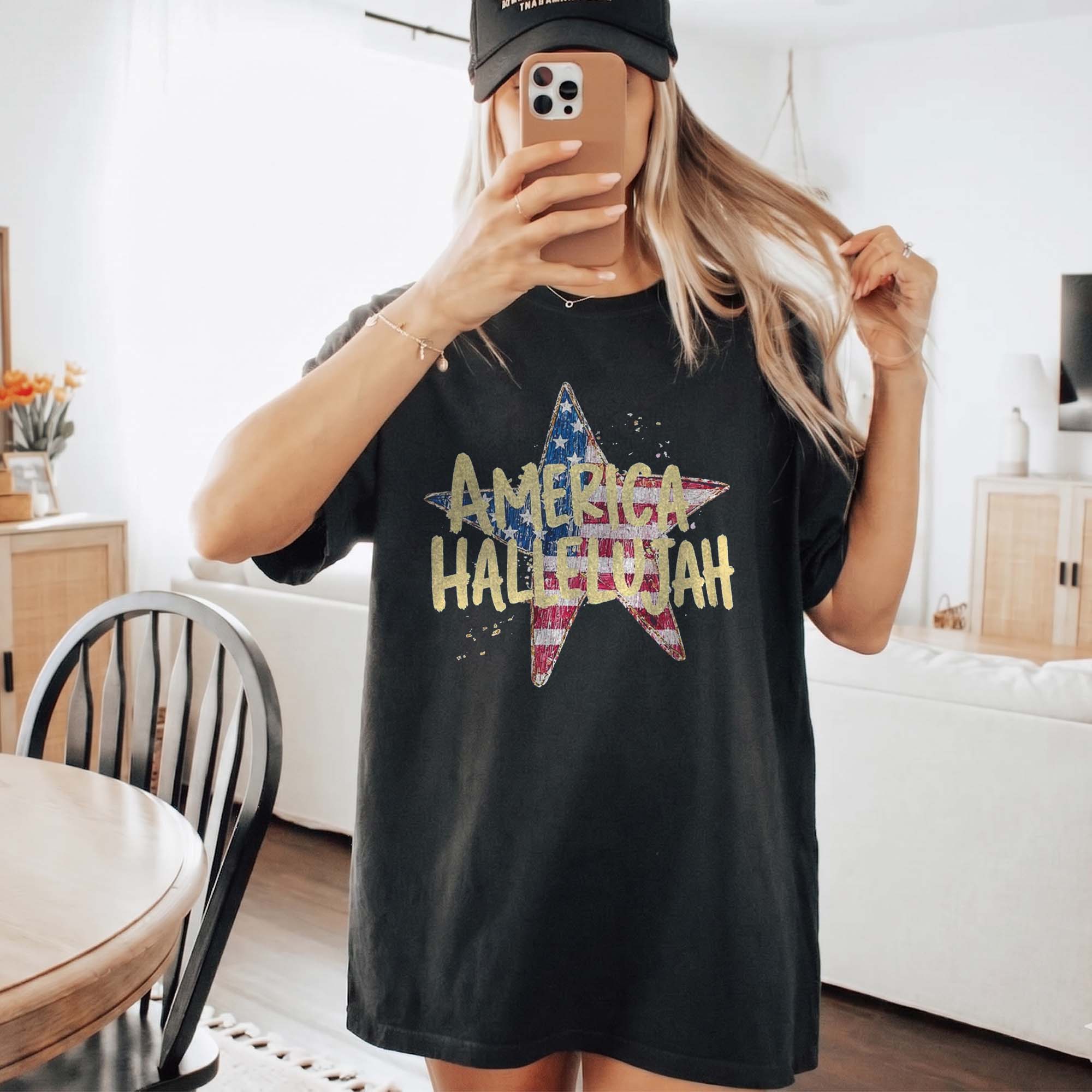 America Hallelujah Graphic T-Shirt For Women Western Country Retro Patriotic 4th of July Brown Cotton Summer Festival Top Cowgirl Shirt USA Flag Star Distressed Vintage Tee American Pride Holiday Concert Apparel Outfit 4