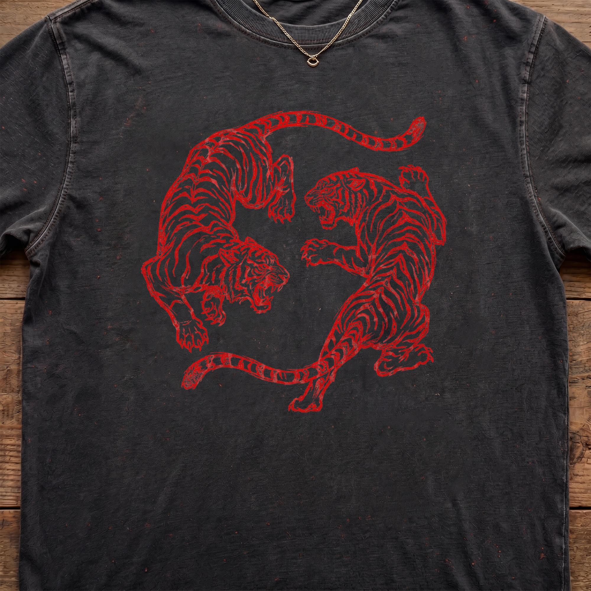 Japanese Fighting Tigers Graphic T-Shirt Unisex Vintage Tattoo Art Heavyweight Cotton Tee Minimalist Retro Tiger Lover Gift Oversized Baggy Short Sleeve Top Casual Daily Wear Summer Y2K Aesthetic Cream Clothes For All Seasons 2