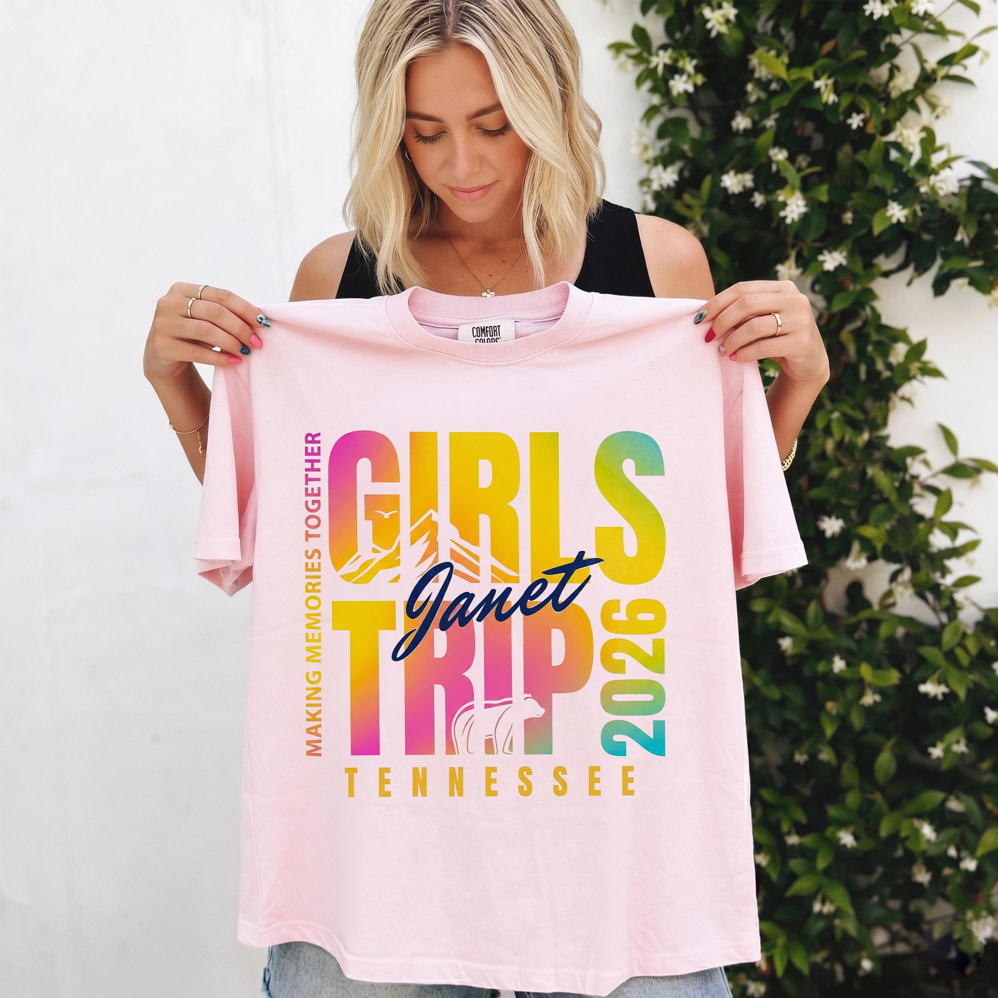 Custom Girls Trip 2026 Shirt Oversized Graphic T-Shirt Women Girls Group Tropical Beach Summer Vacay Retro Preppy Personalized Girl Vacation Weekend Matching T-Shirts Vacay Mode Tees Girl Gang Group T-Shirts Gift 3